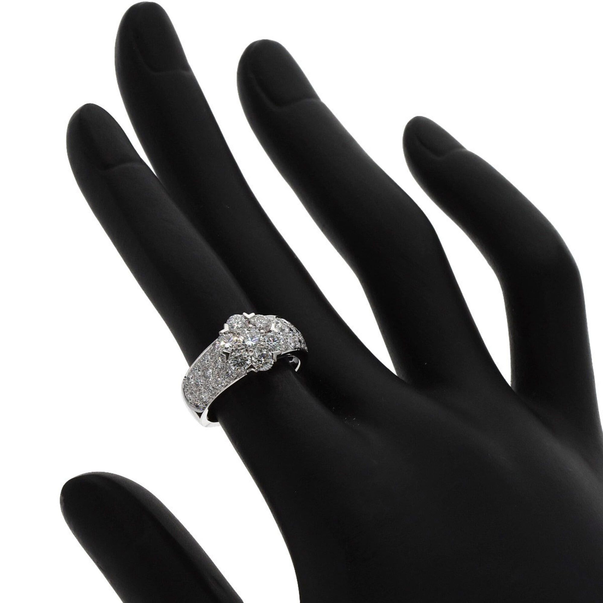 Van Cleef & Arpels Van Cleef & Arpels Fleurette Diamond Ring, 18K White Gold, Women's. Size ONE SIZE - 6 Thumbnail