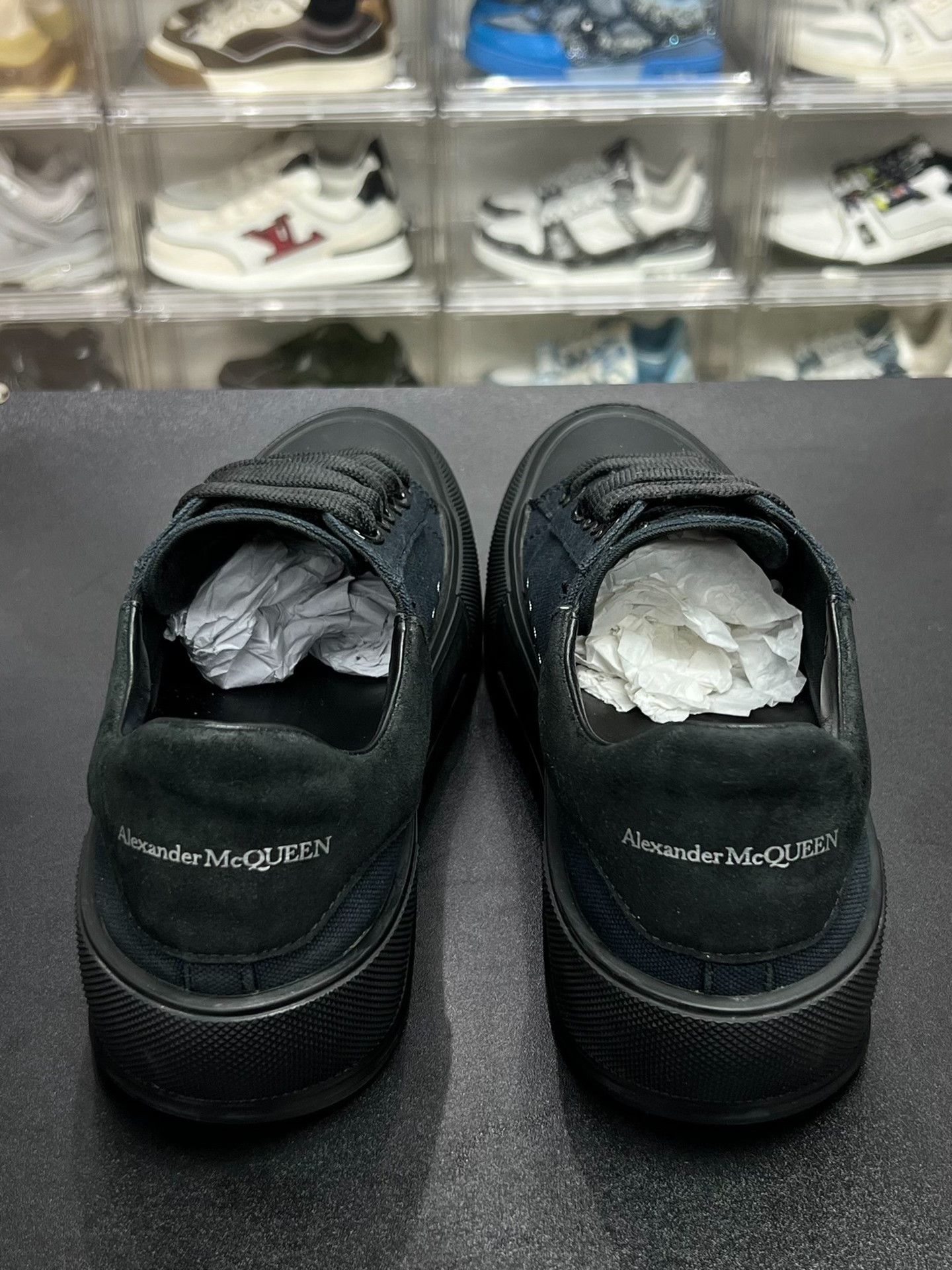 Alexander McQueen Alexander McQueen Black Lowtop Sneakers 7 Men Size US 7 / EU 40 - 7 Thumbnail