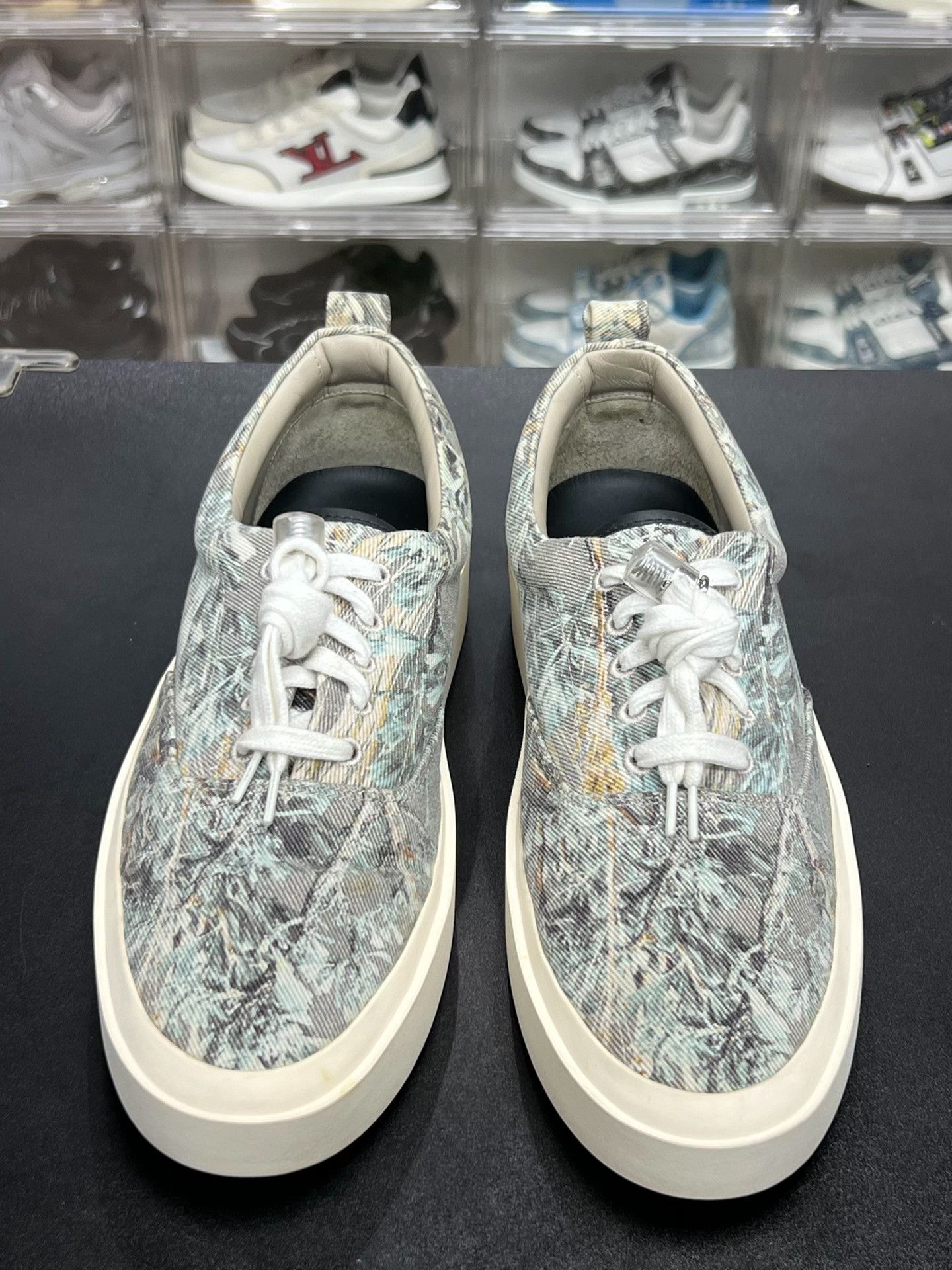 Fear of God Fear of God Retro White Lowtop Sneakers 10 Men Size US 10 / EU 43 - 2 Thumbnail