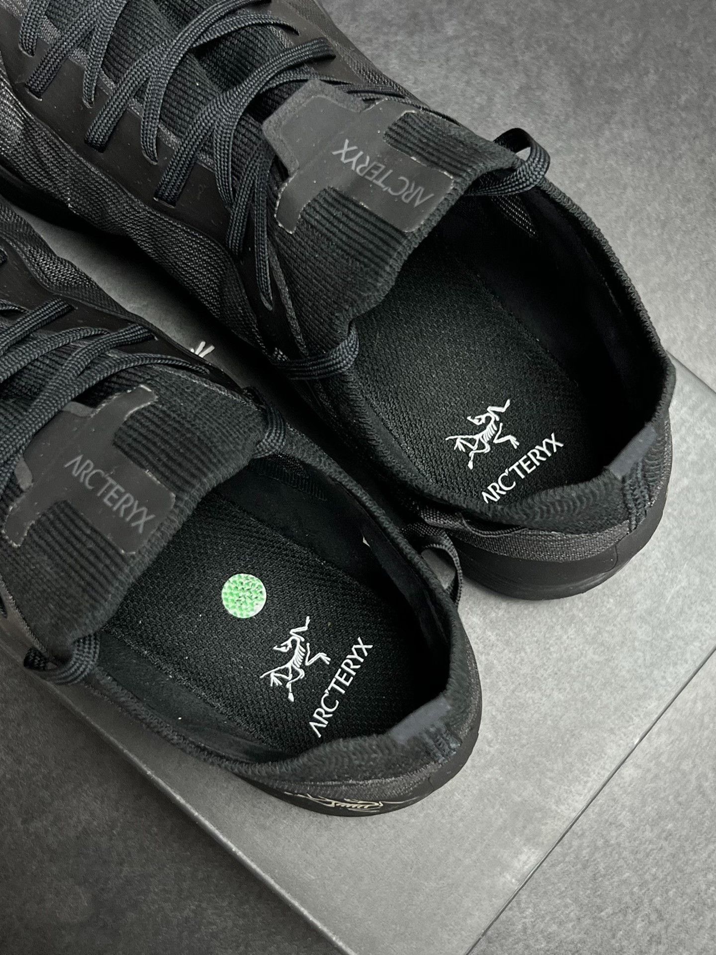 Arc'teryx Arc'teryx Running Lowtop Sneakers 10 Men Size US 10 / EU 43 - 4 Thumbnail