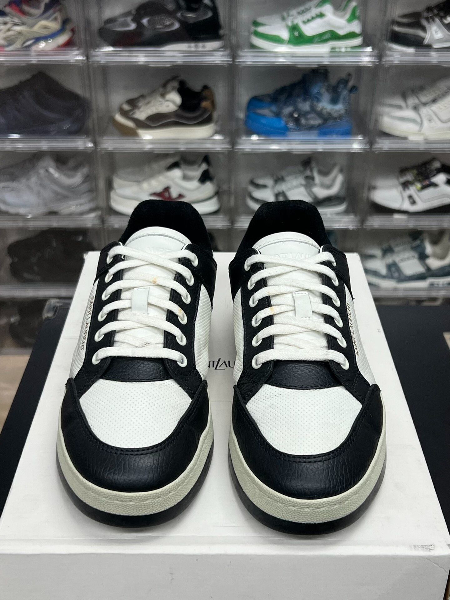 Saint Laurent Paris Saint Laurent Paris Lowtop Sneakers 8 Men Size US 8 / EU 41 - 2 Thumbnail