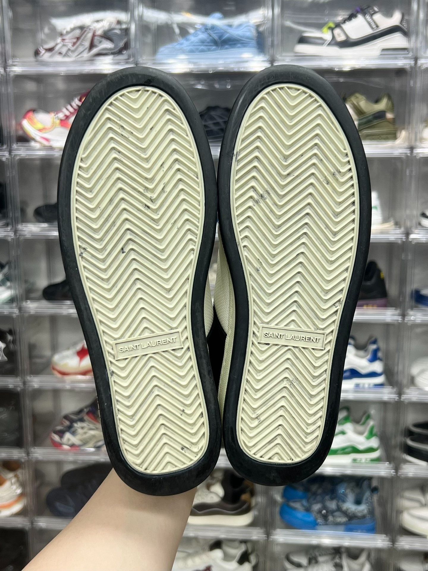 Saint Laurent Paris Saint Laurent Paris Lowtop Sneakers 8 Men Size US 8 / EU 41 - 8 Thumbnail