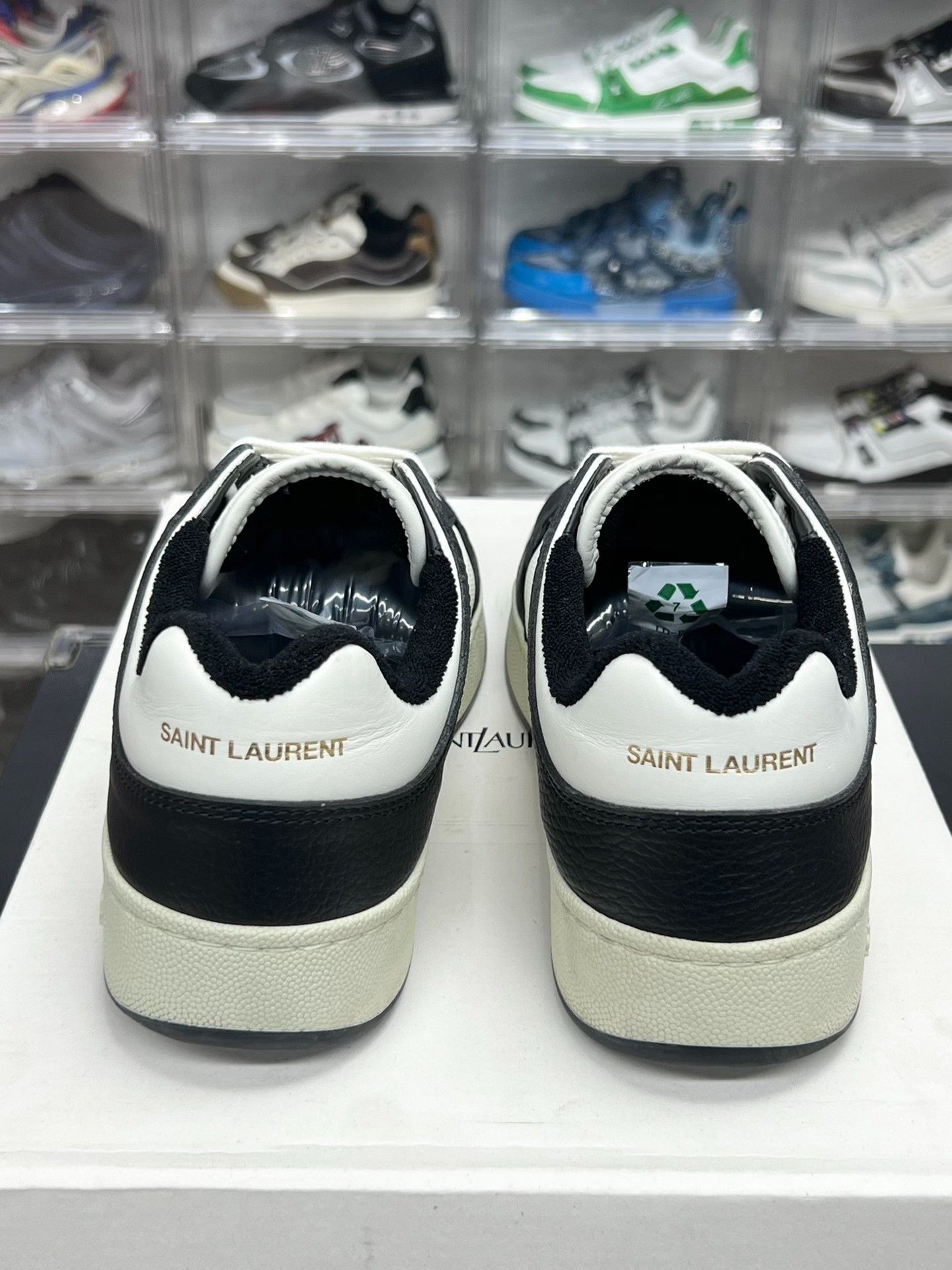 Saint Laurent Paris Saint Laurent Paris Lowtop Sneakers 8 Men Size US 8 / EU 41 - 7 Thumbnail