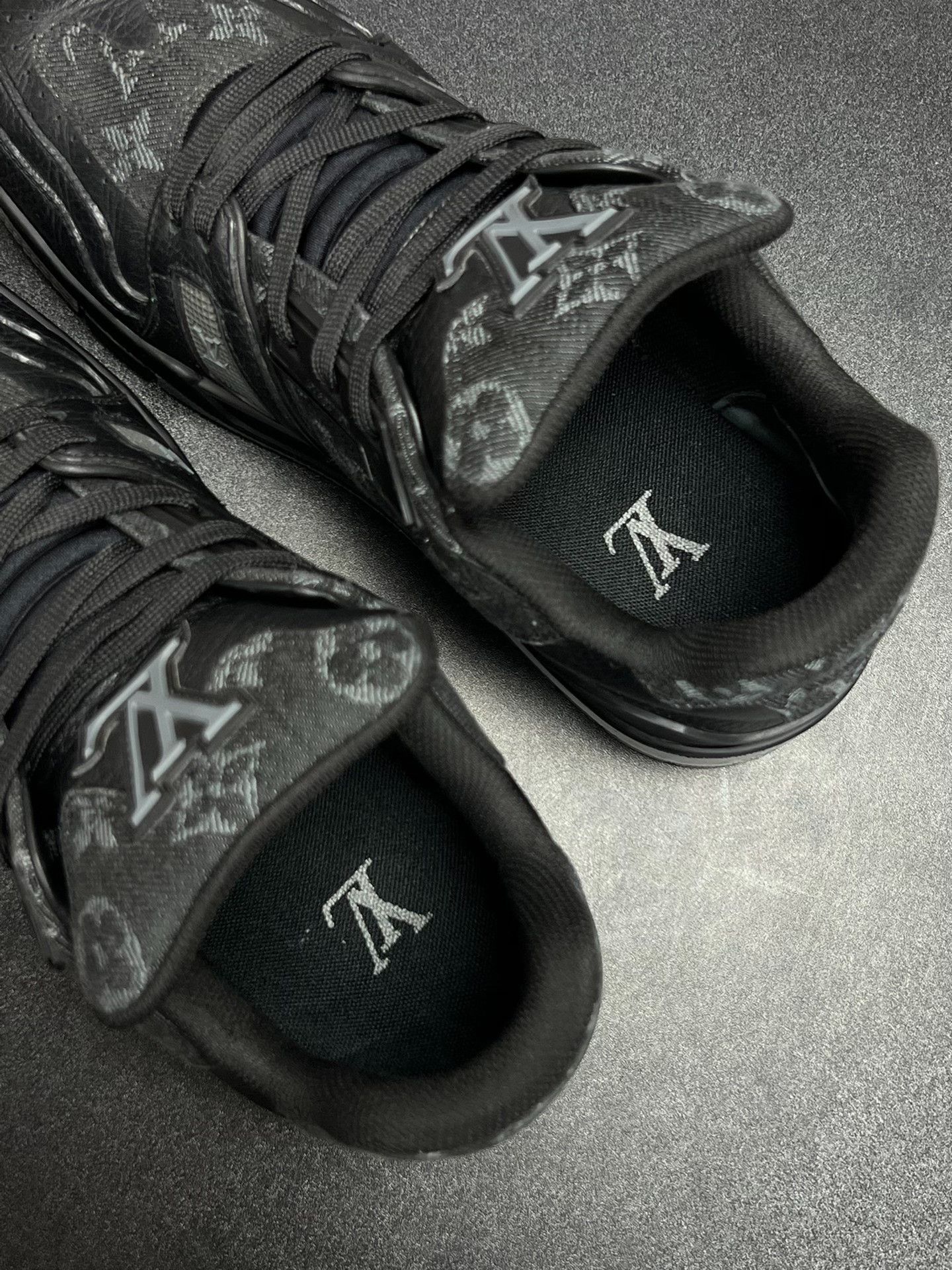 Louis Vuitton Louis Vuitton Training Denim Black Lowtop Sneakers 5.5 Men Size US 5.5 / EU 38 - 4 Thumbnail