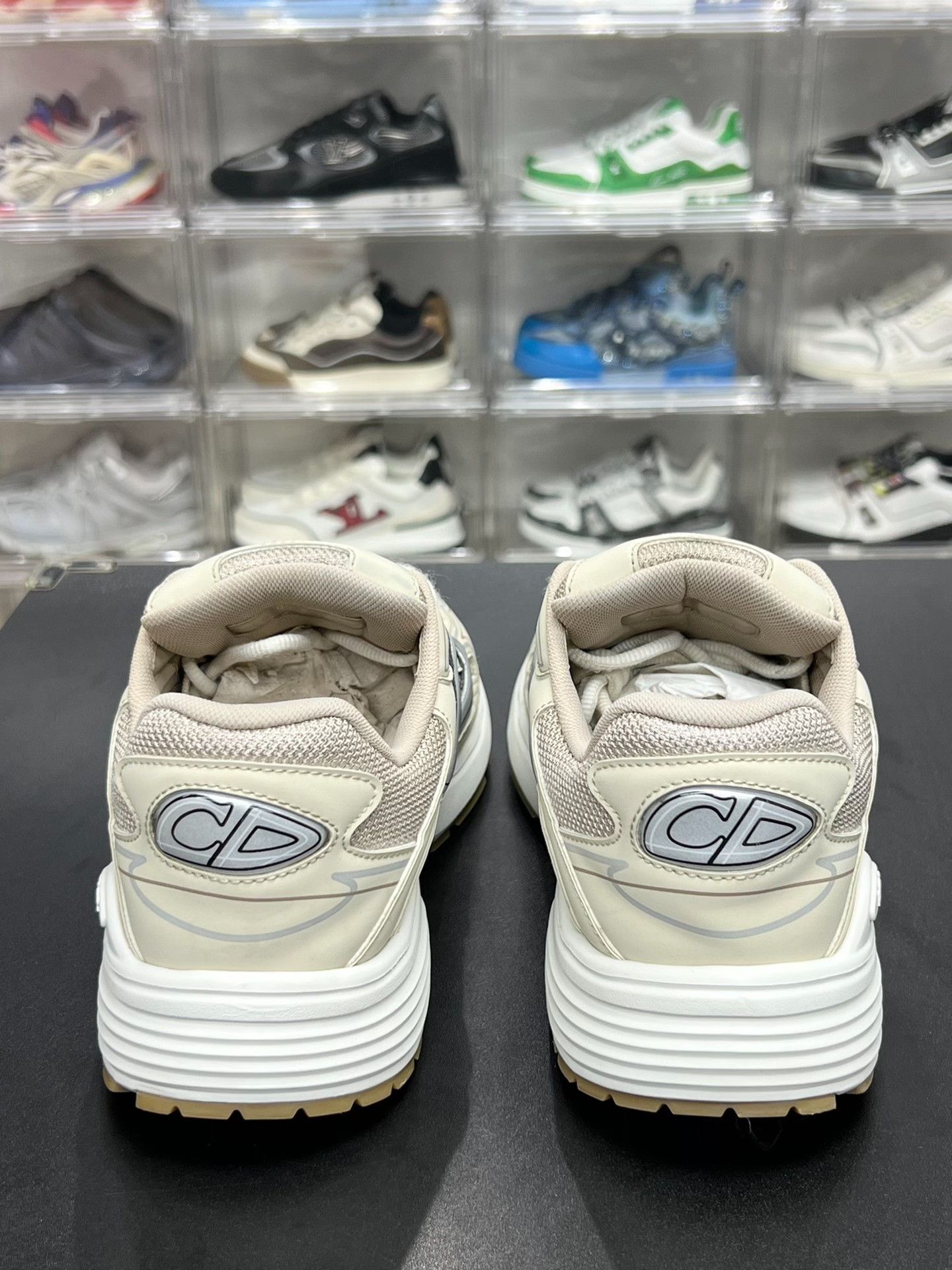 Dior Dior Running White Lowtop Sneakers 8 Men Size US 8 / EU 41 - 7 Thumbnail