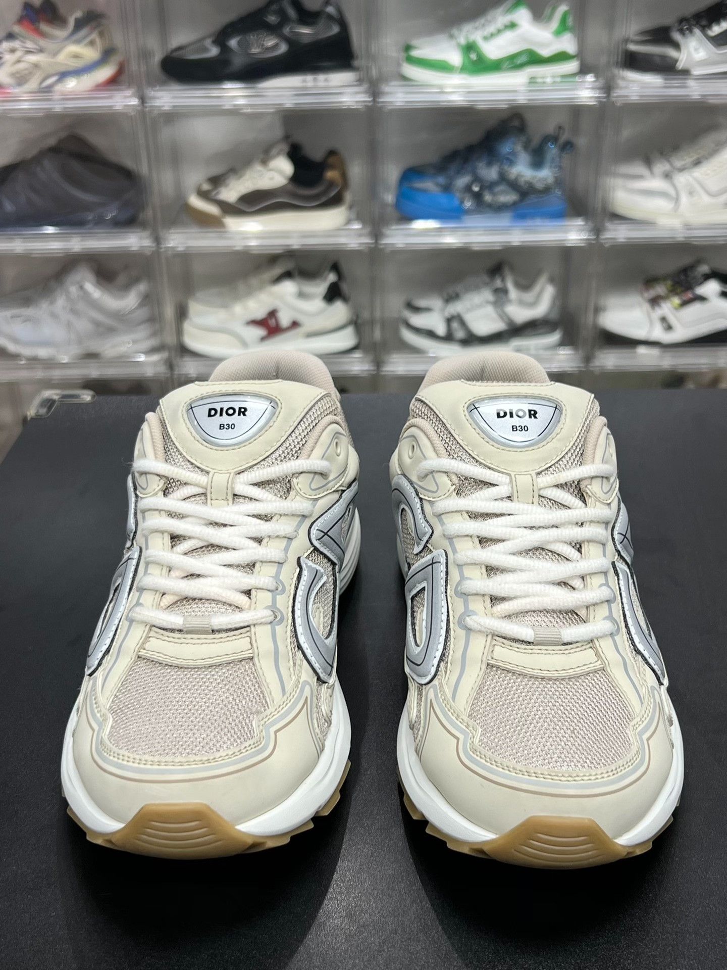 Dior Dior Running White Lowtop Sneakers 8 Men Size US 8 / EU 41 - 2 Thumbnail