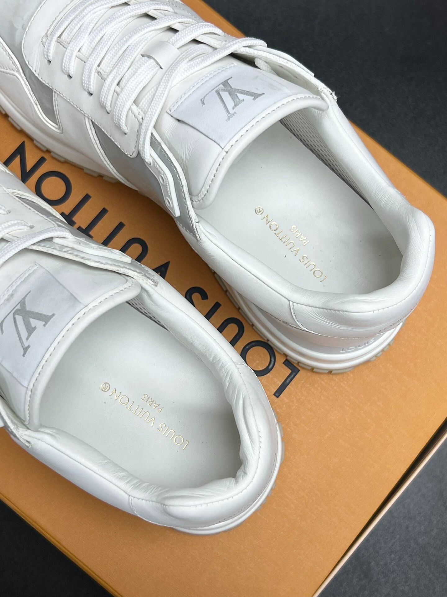 Louis Vuitton Louis Vuitton Patchwork White Lowtop Sneakers 9 Men Size US 9 / EU 42 - 4 Thumbnail