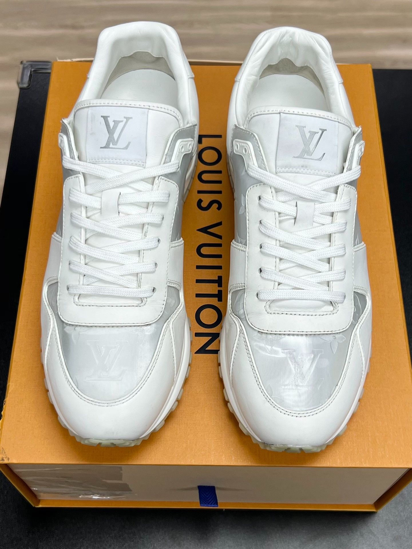 Louis Vuitton Louis Vuitton Patchwork White Lowtop Sneakers 9 Men Size US 9 / EU 42 - 3 Thumbnail