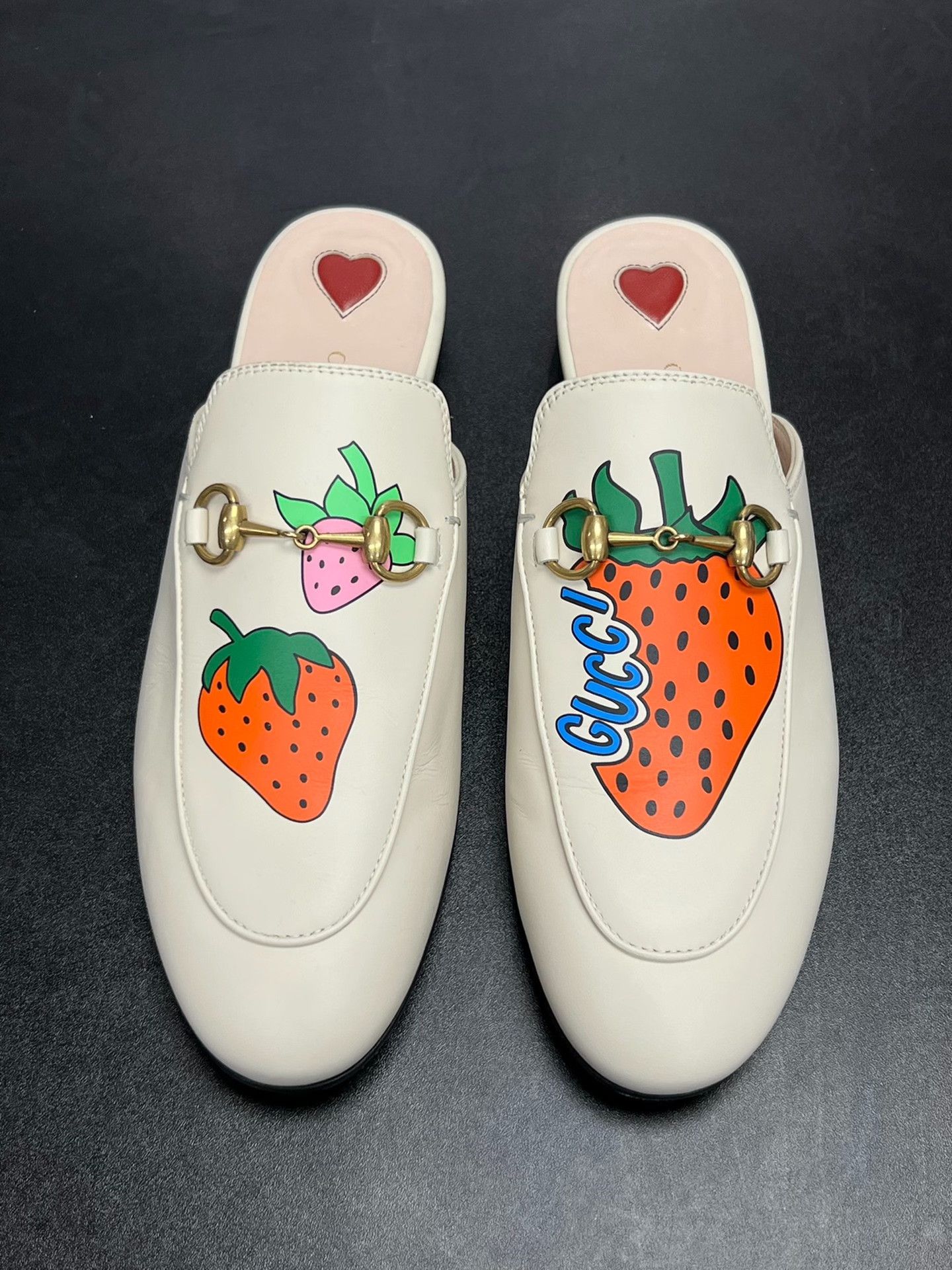 Gucci Gucci White Sandals us_7 Women Size US 7 / IT 37 - 3 Thumbnail