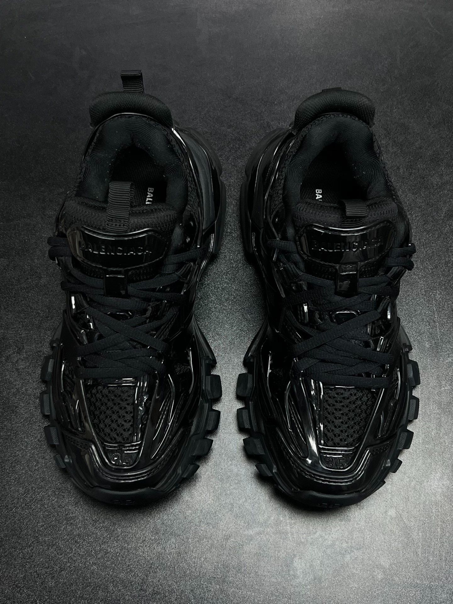 Balenciaga Balenciaga Patent Black Lowtop Sneakers us_5 Women Size US 5 / IT 35 - 3 Thumbnail