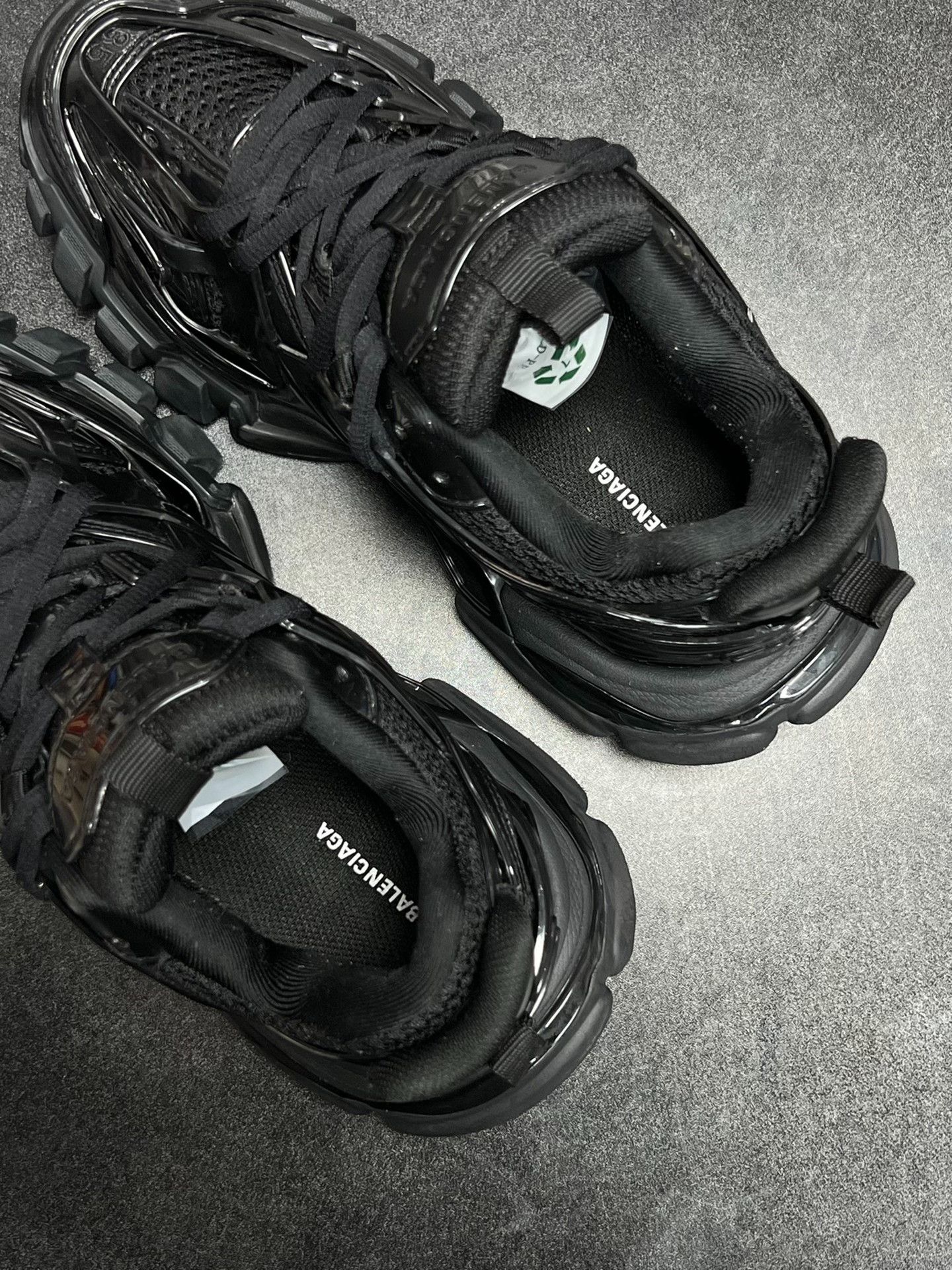 Balenciaga Balenciaga Patent Black Lowtop Sneakers us_5 Women Size US 5 / IT 35 - 4 Thumbnail