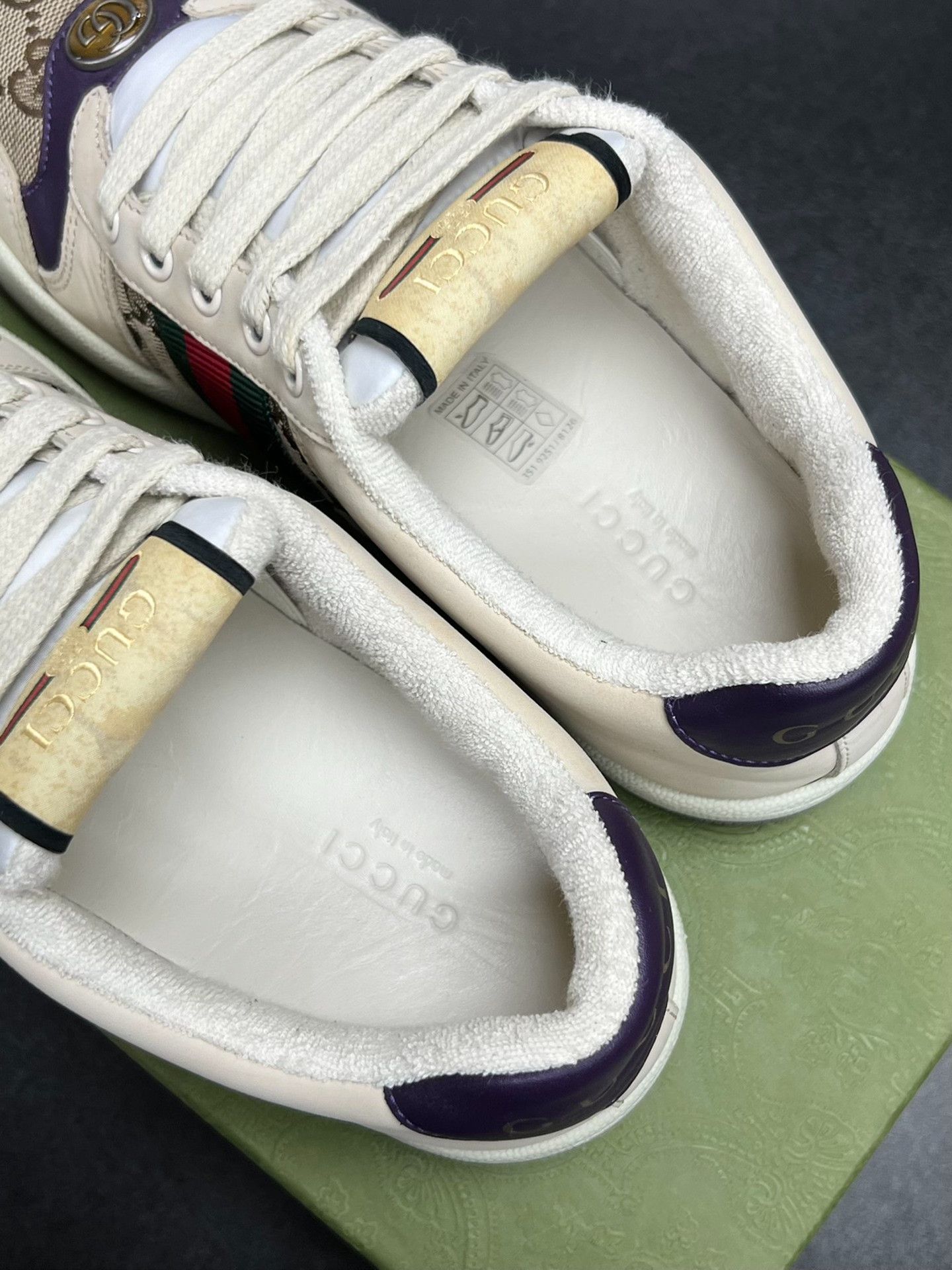 Gucci Gucci Lowtop Sneakers us_7 Women Size US 7 / IT 37 - 4 Thumbnail
