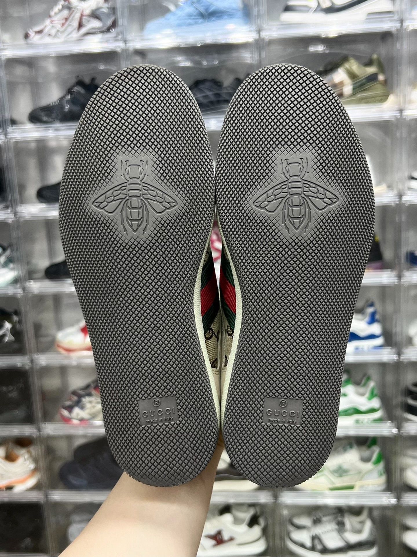 Gucci Gucci Lowtop Sneakers us_7 Women Size US 7 / IT 37 - 8 Thumbnail