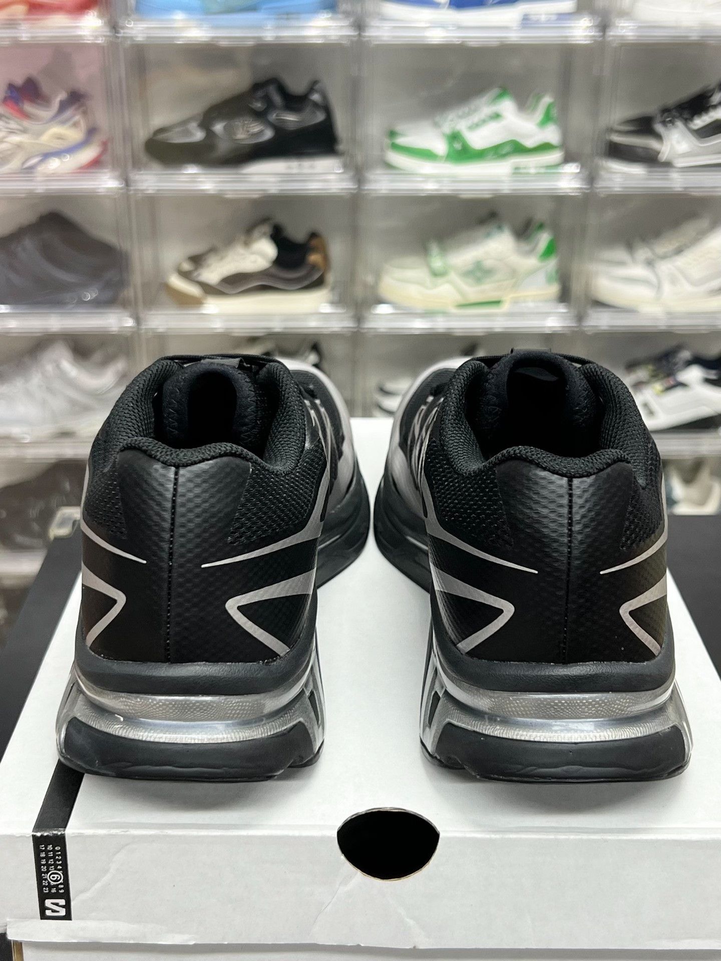 Maison Margiela Maison Margiela Silver Lowtop Sneakers 10 Men Size US 10 / EU 43 - 6 Thumbnail