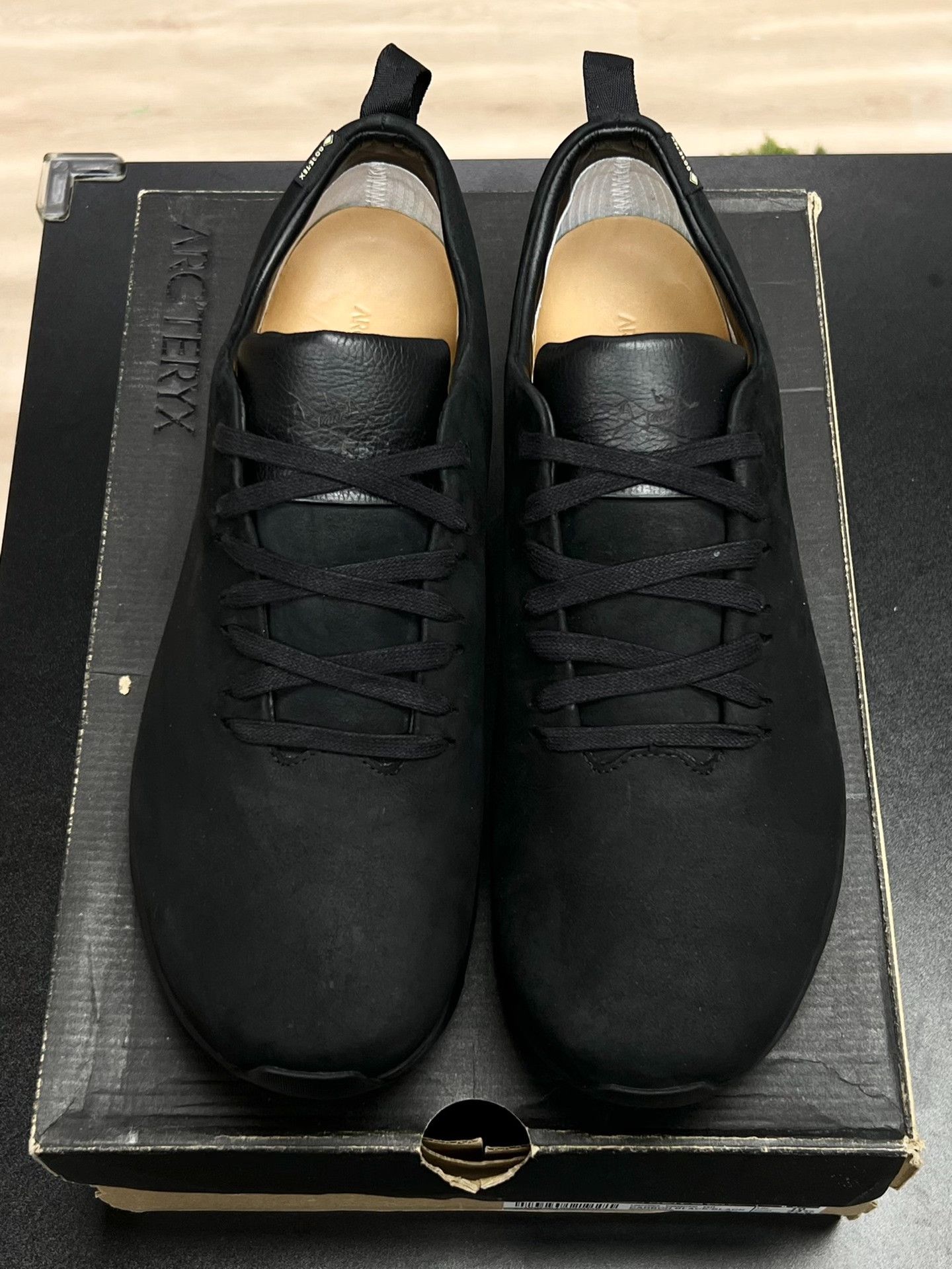 Arc'teryx Arc'teryx Lowtop Sneakers 11.5 Men Size US 11.5 / EU 44-45 - 3 Thumbnail