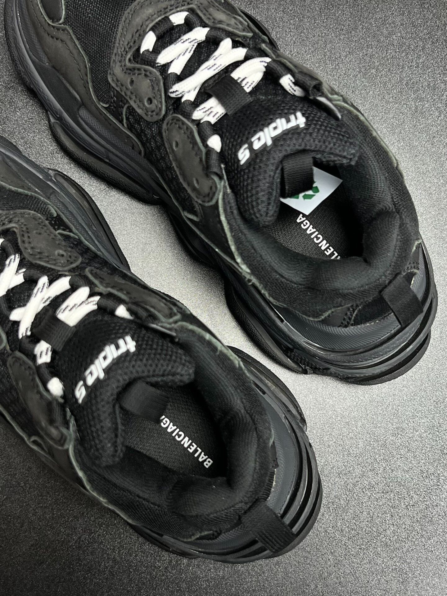 Balenciaga Balenciaga Black Lowtop Sneakers us_6 Women Size US 6 / IT 36 - 4 Thumbnail