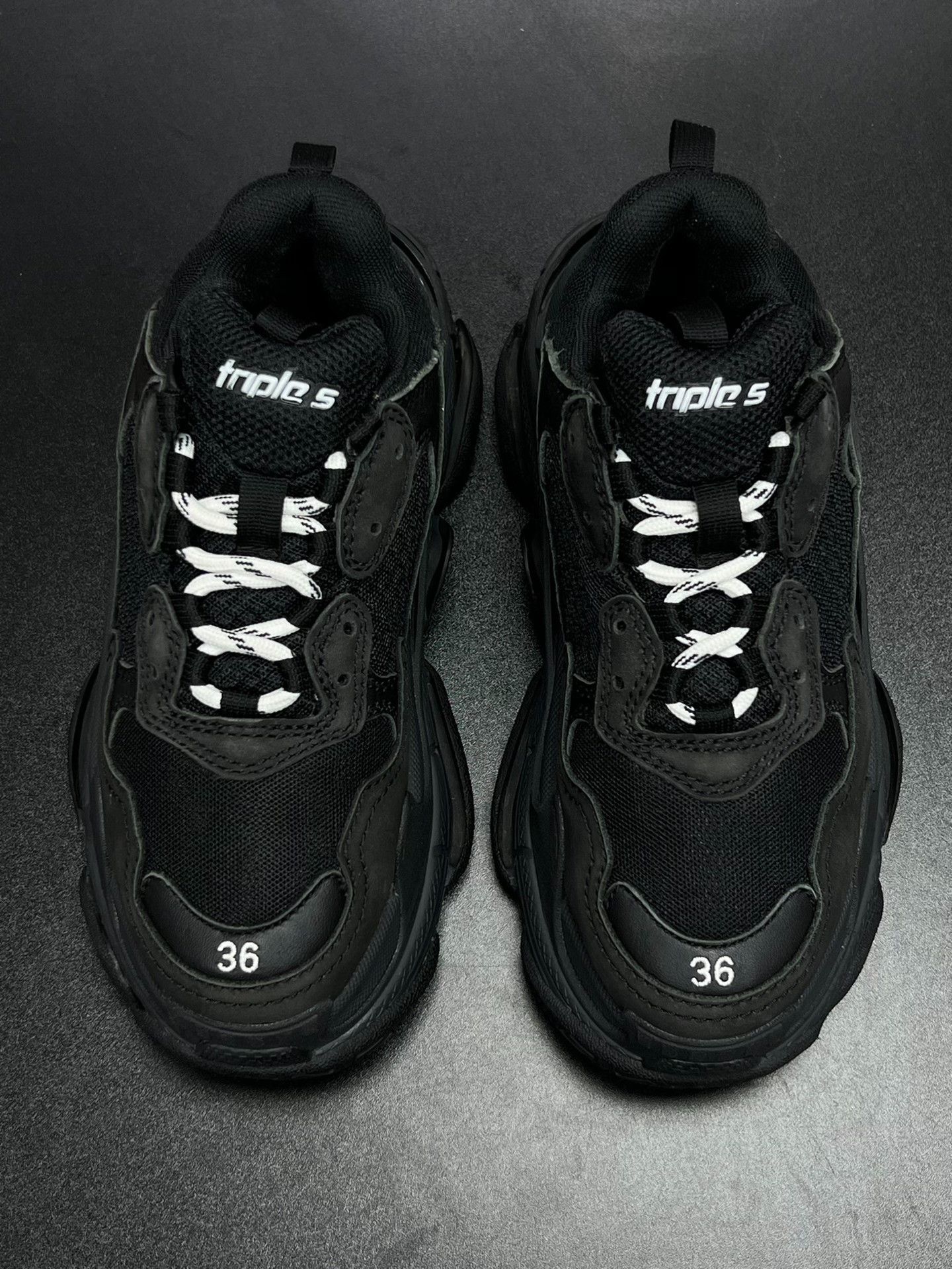 Balenciaga Balenciaga Black Lowtop Sneakers us_6 Women Size US 6 / IT 36 - 3 Thumbnail
