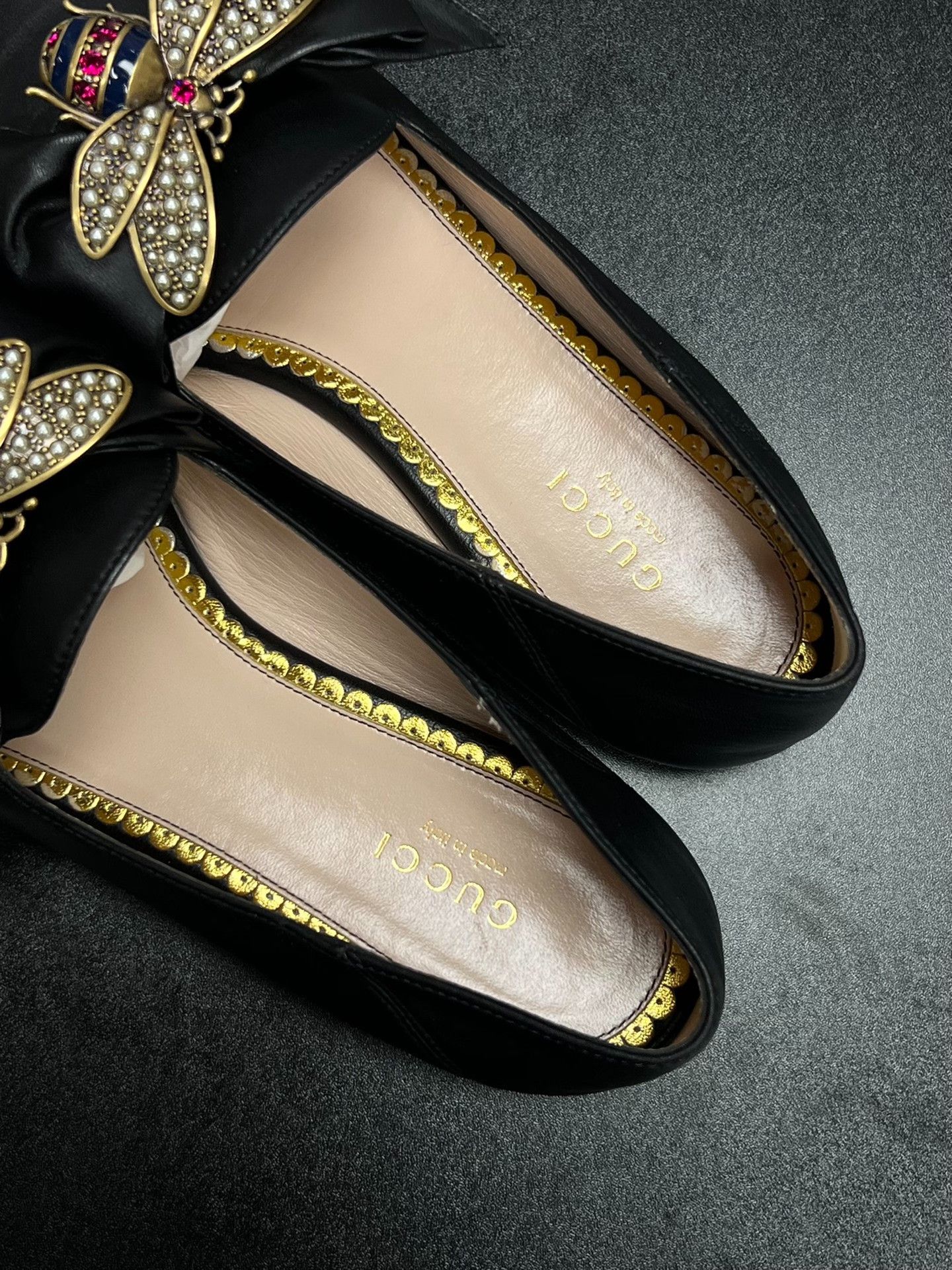 Gucci Gucci Black Lowtop Sneakers us_7 Women Size US 7 / IT 37 - 4 Thumbnail