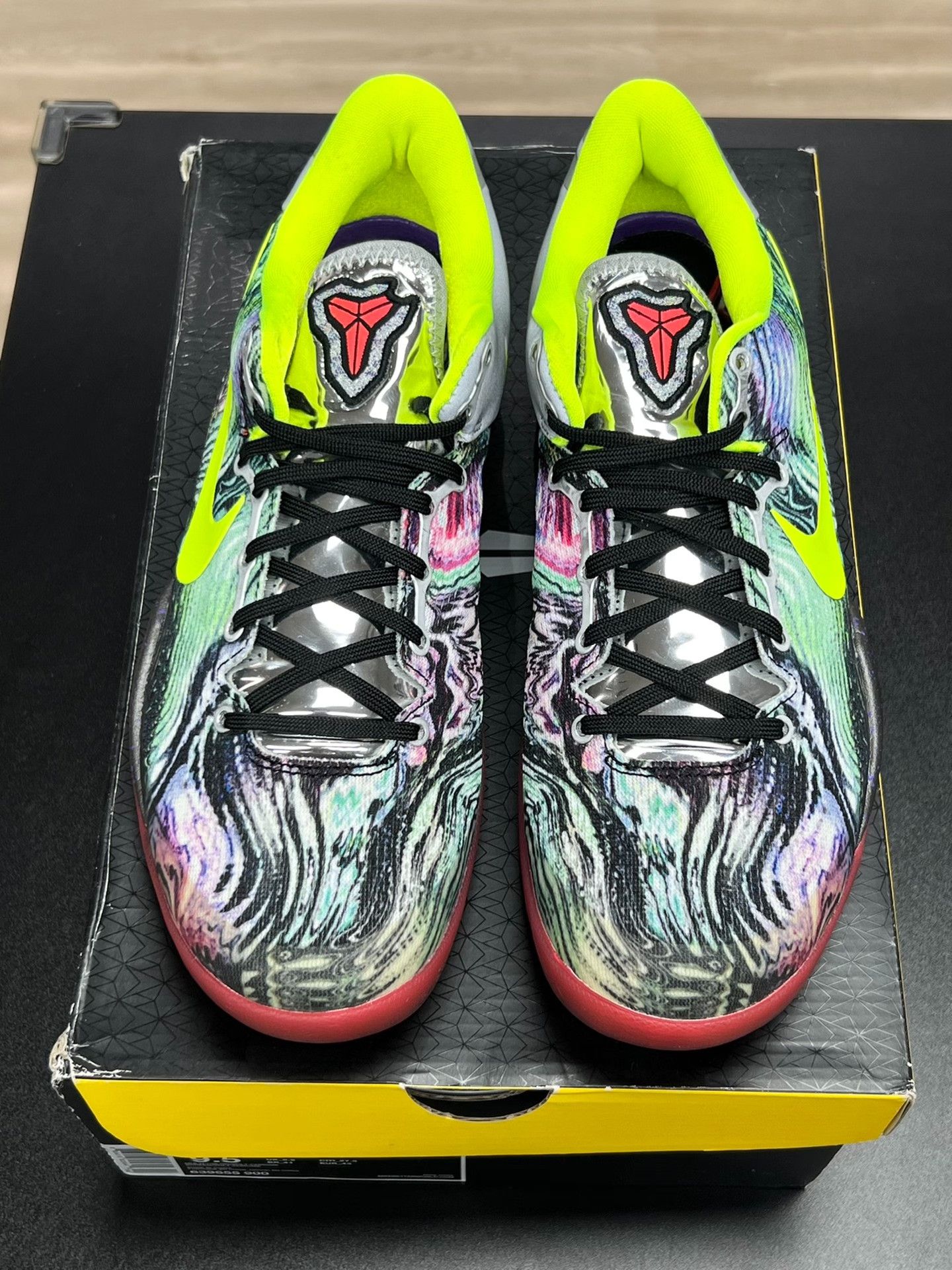 Nike Nike KOBE Lowtop Sneakers 10 Men Size US 10 / EU 43 - 3 Thumbnail