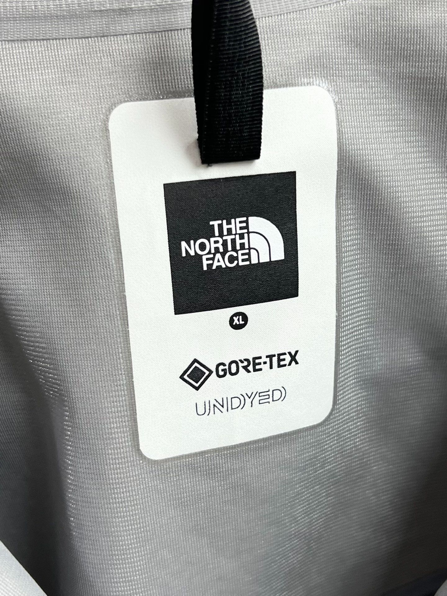 The North Face The North Face White Raincoat xl Men Size US XL / EU 56 / 4 - 7 Thumbnail