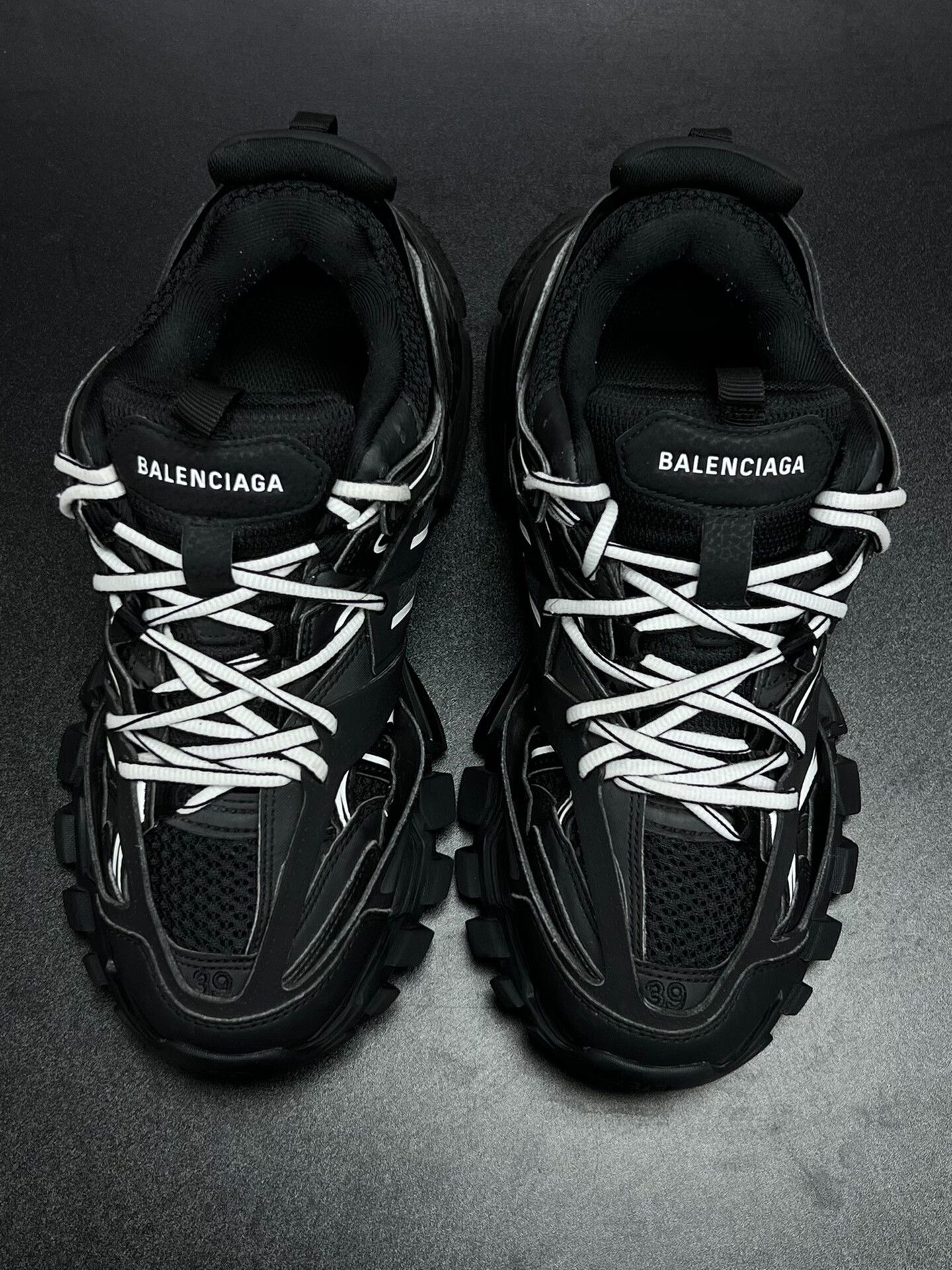 Balenciaga Balenciaga Black Lowtop Sneakers 6 Men Size US 6 / EU 39 - 3 Thumbnail