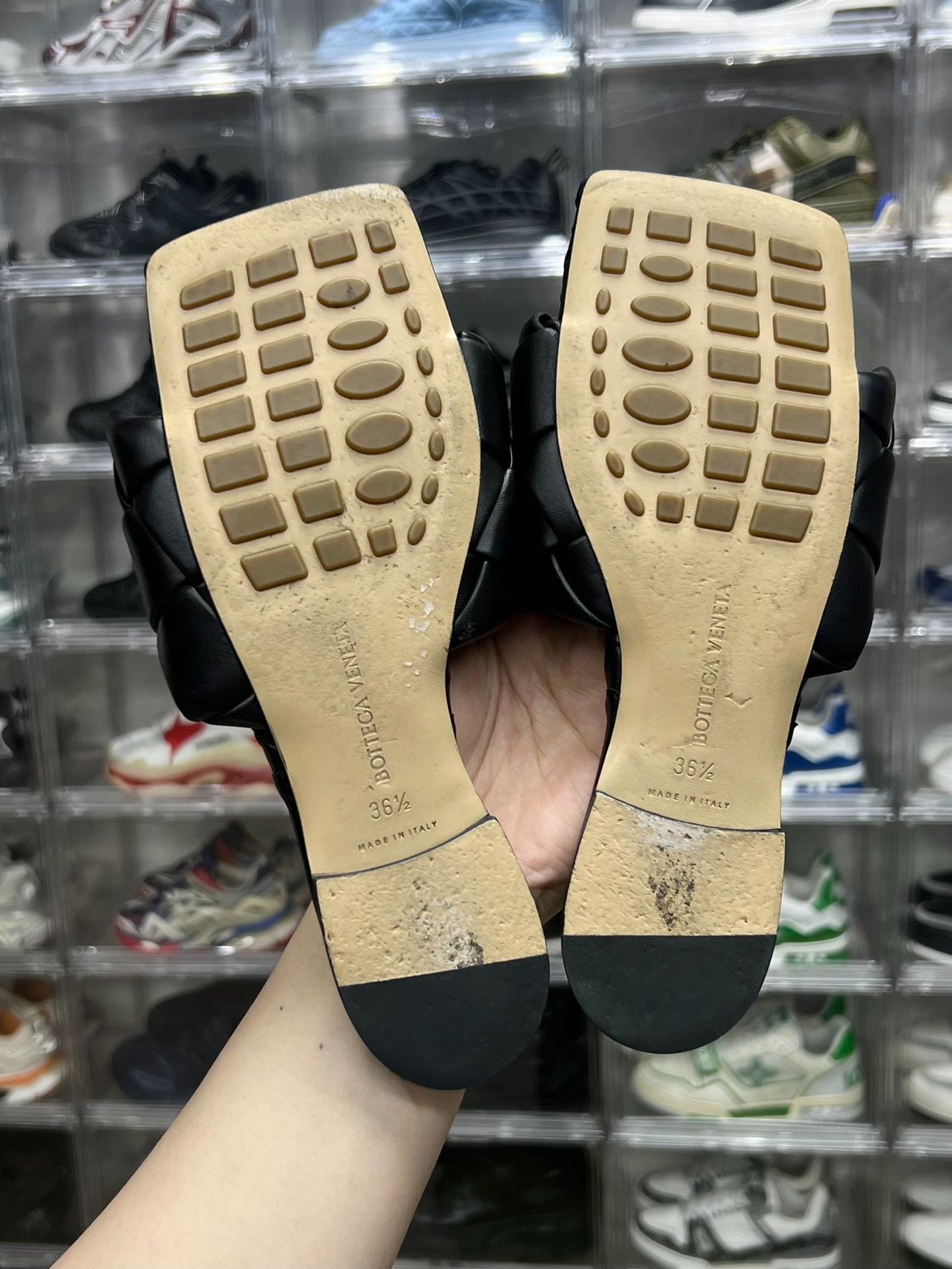 Bottega Veneta Bottega Veneta Black Sandals us_6-5 Women Size US 6.5 / IT 36.5 - 8 Thumbnail
