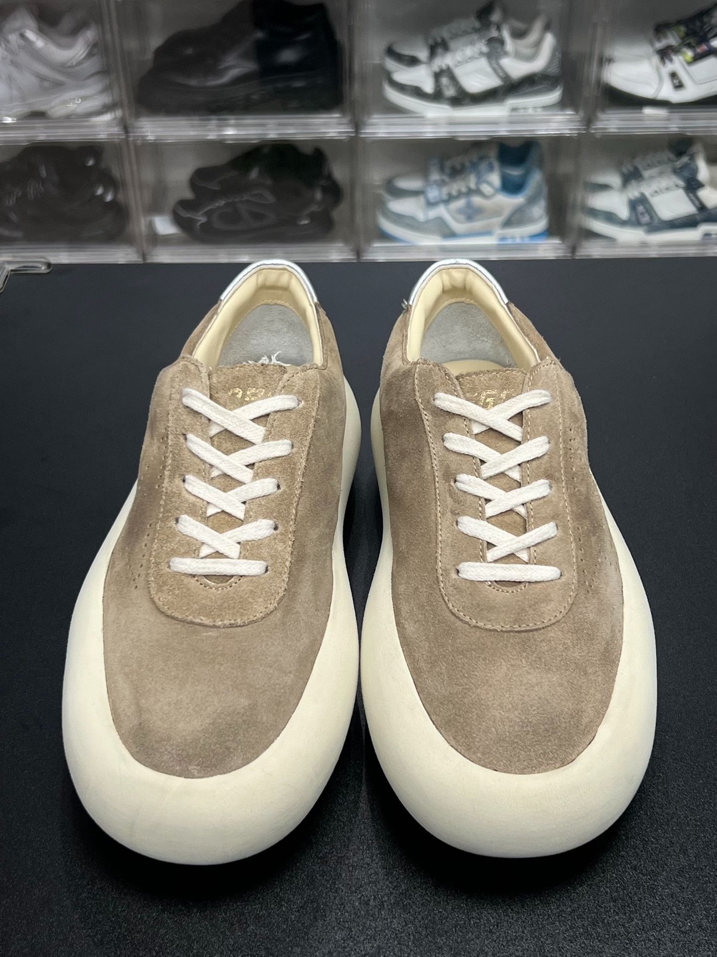 Golden Goose Golden Goose Yellow Lowtop Sneakers us_9 Women Size US 9 / IT 39 - 2 Thumbnail