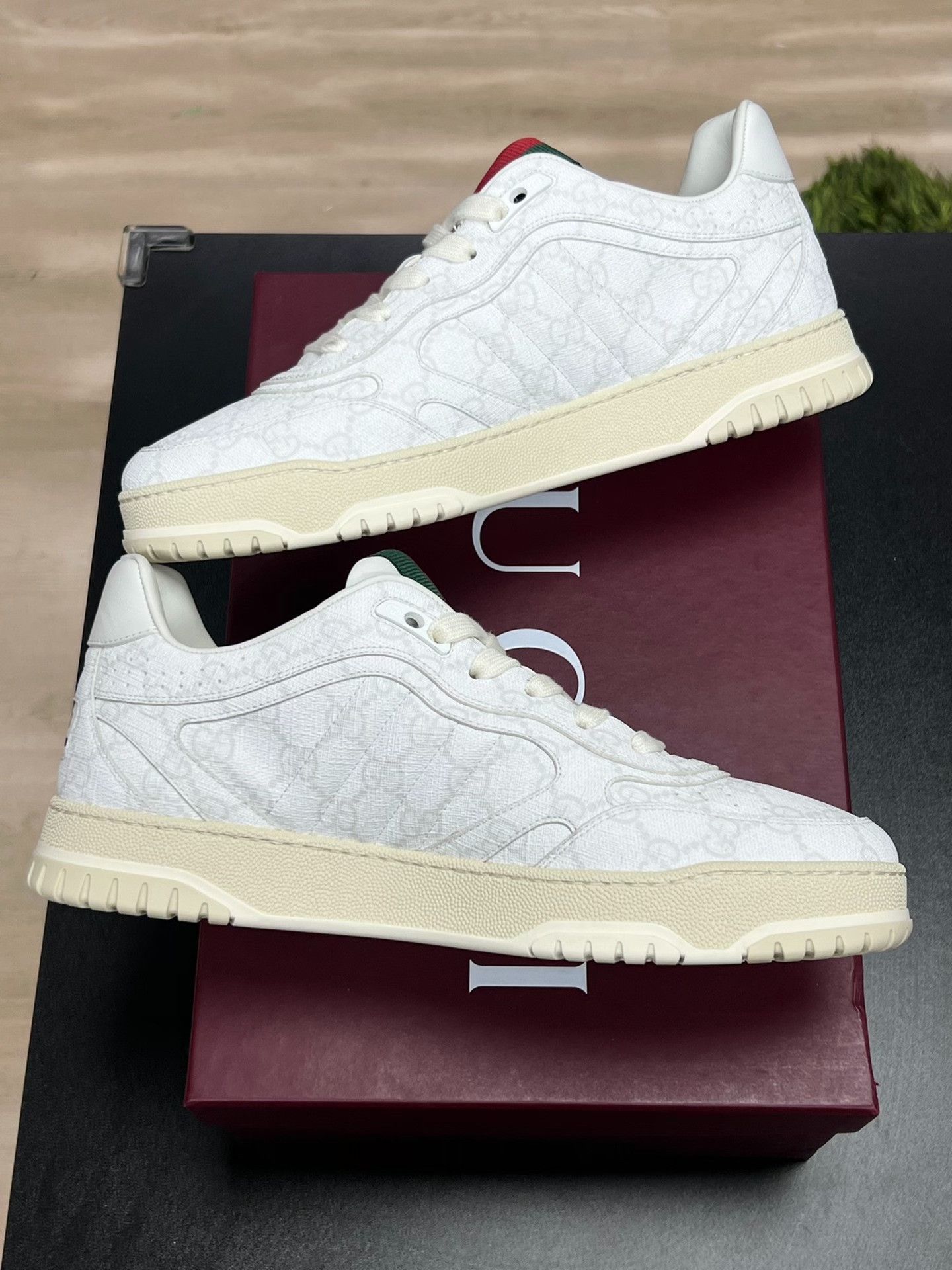 Gucci Gucci White Lowtop Sneakers 10 Men Size US 10 / EU 43 - 6 Thumbnail