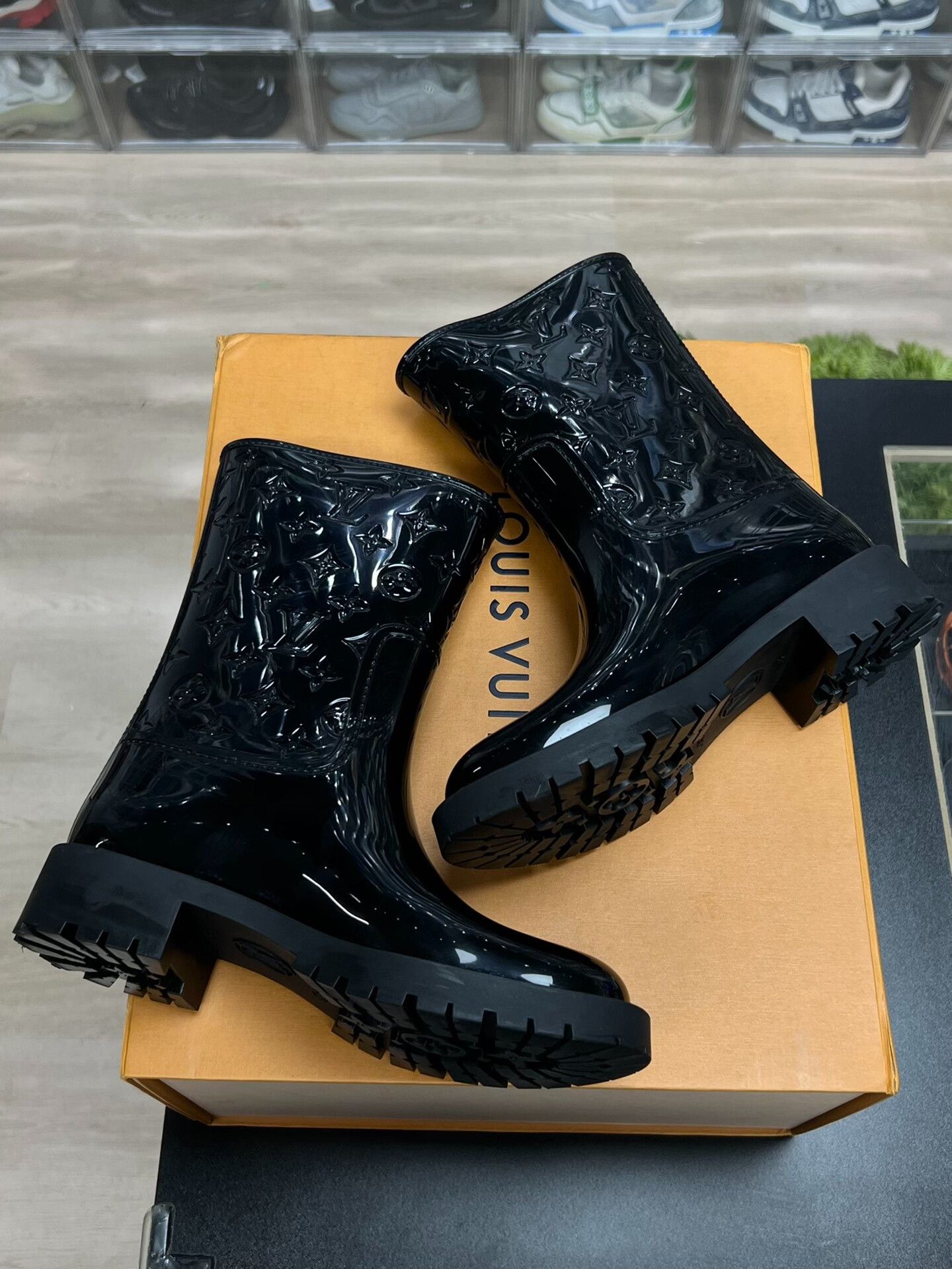 Louis Vuitton Louis Vuitton Printed Boots us_6 Women Size US 6 / IT 36 - 5 Thumbnail