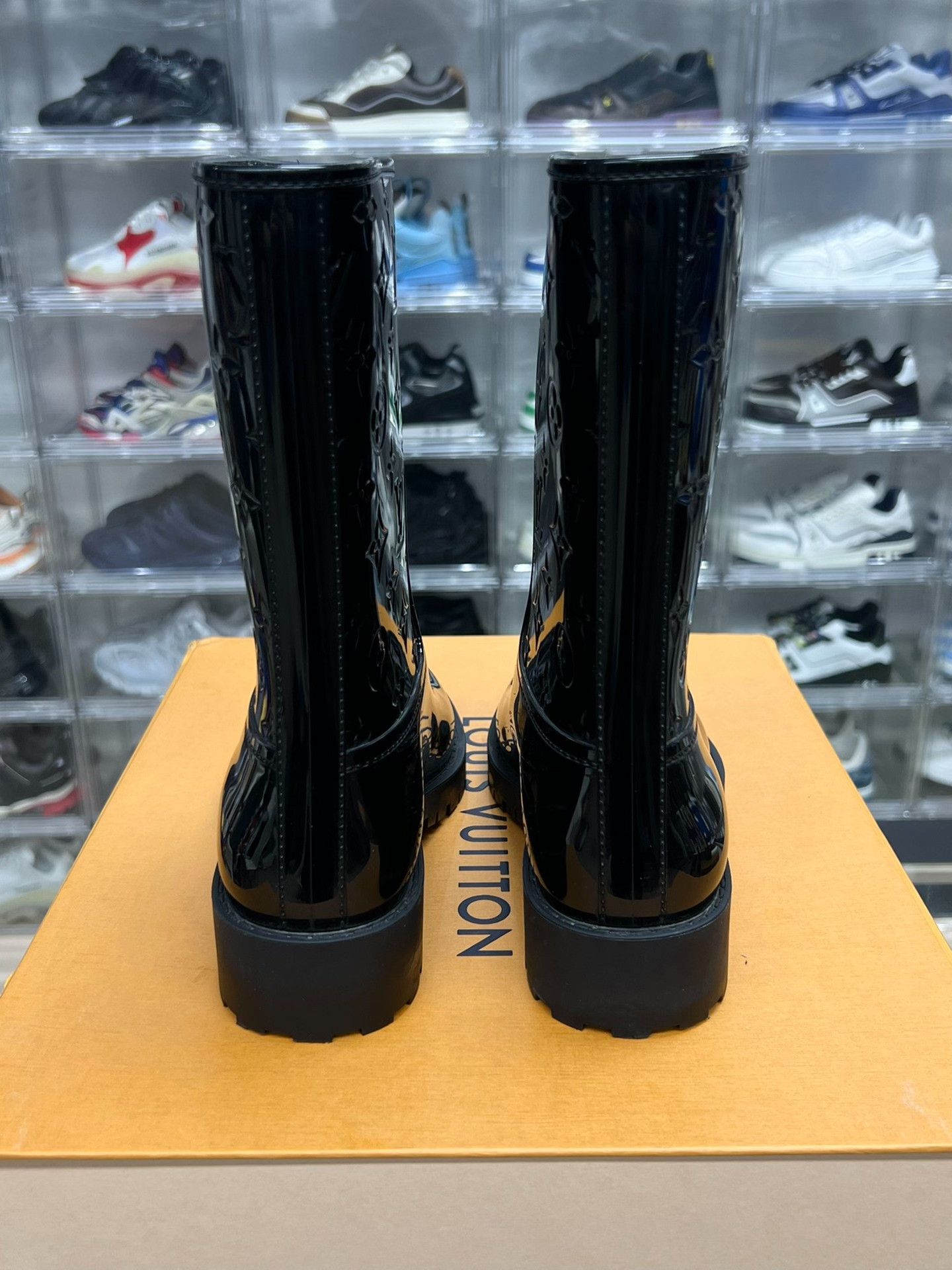 Louis Vuitton Louis Vuitton Printed Boots us_6 Women Size US 6 / IT 36 - 6 Thumbnail