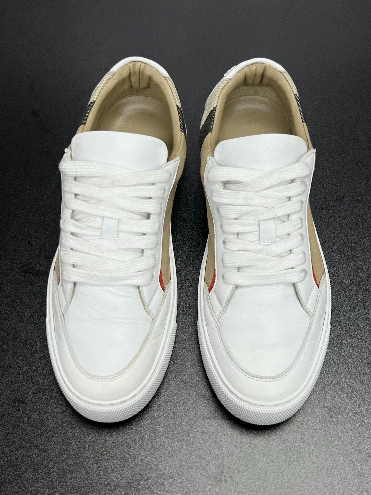 Burberry Burberry Plaid Lowtop Sneakers us_6 Women Size US 6 / IT 36 - 3 Thumbnail