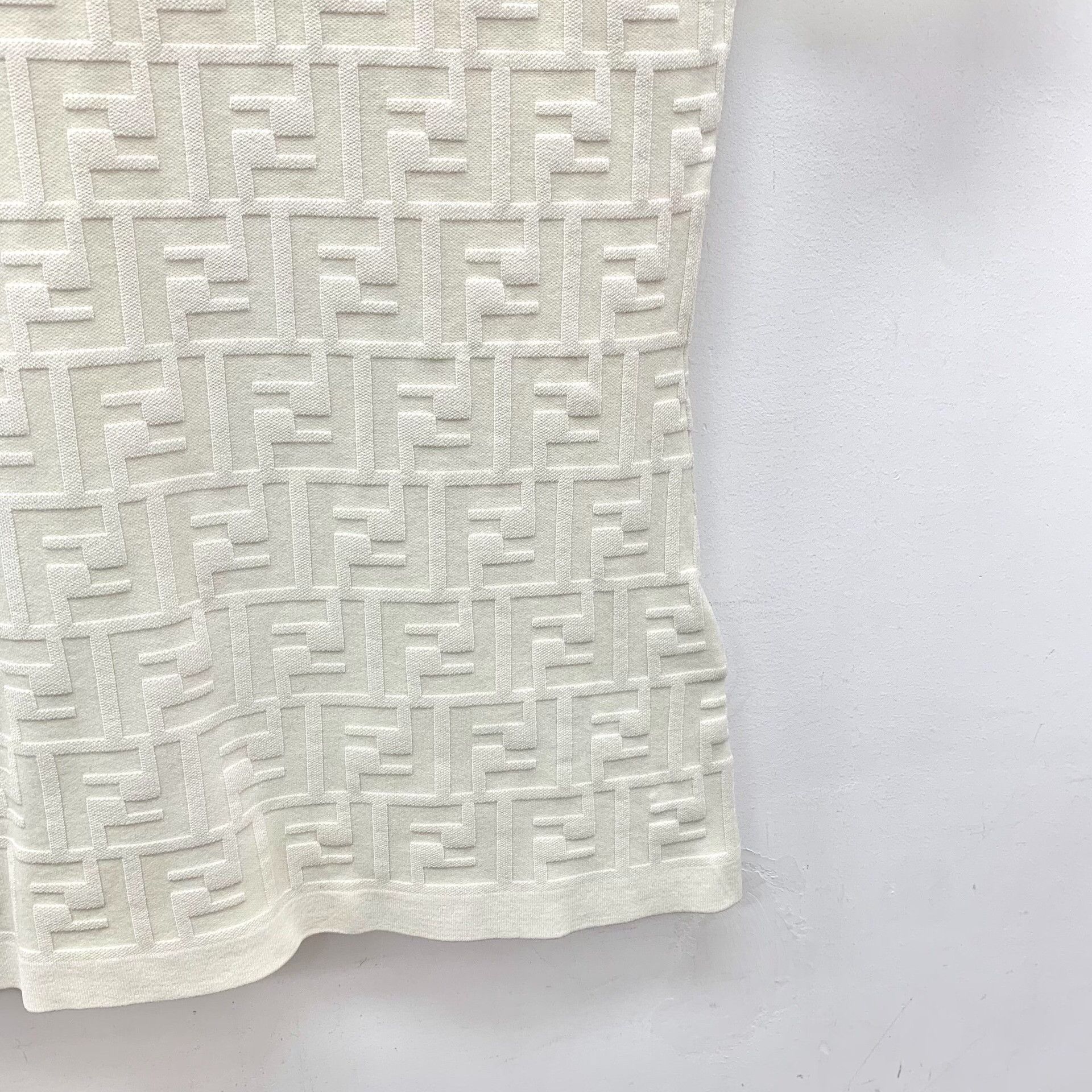 Fendi Fendi FF Embossed Knit Short Sleeve Sweater IT 40 Size S / US 4 / IT 40 - 5 Thumbnail