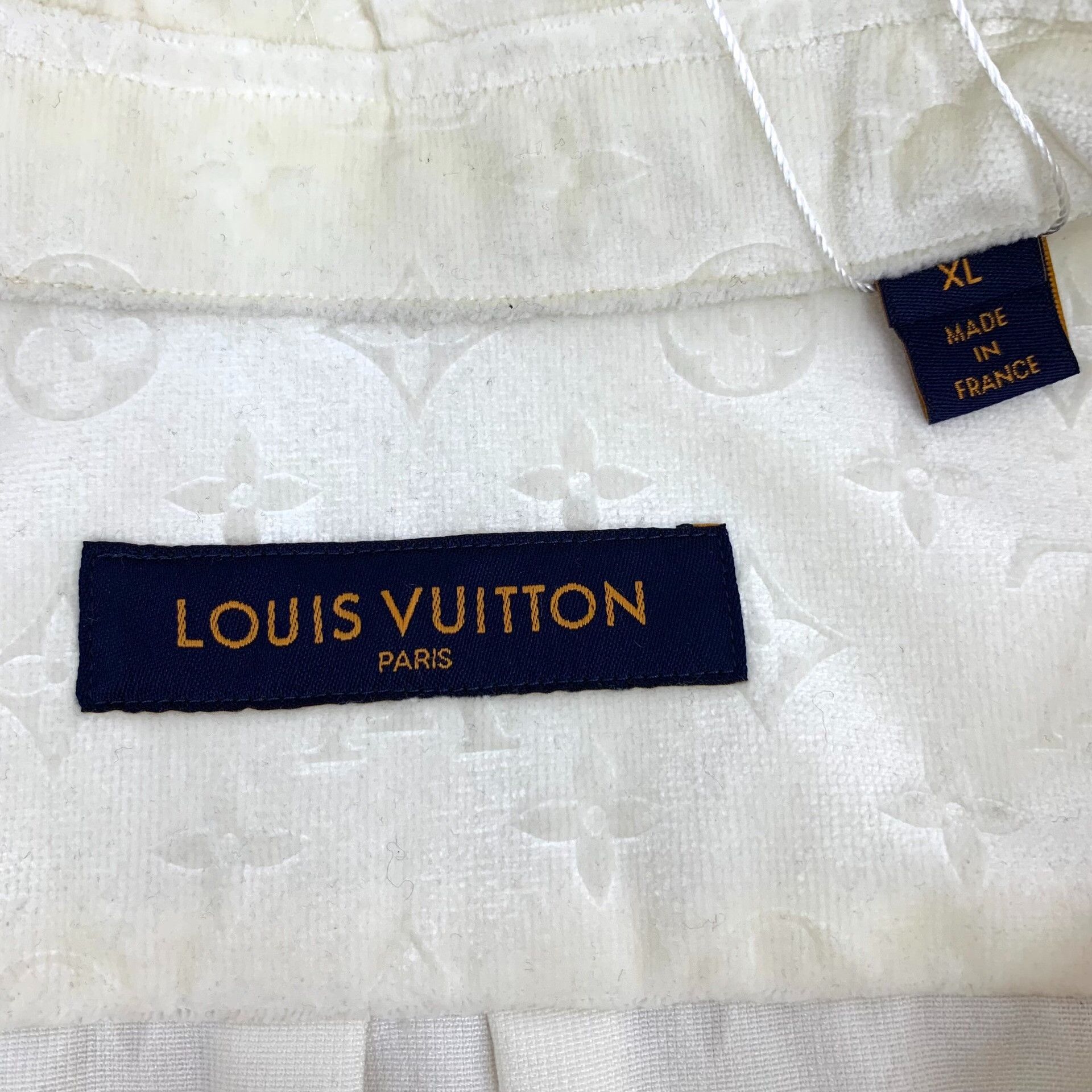 Louis Vuitton Louis Vuitton Monogram Long Sleeve Shirt XL Size US XL / EU 56 / 4 - 6 Thumbnail