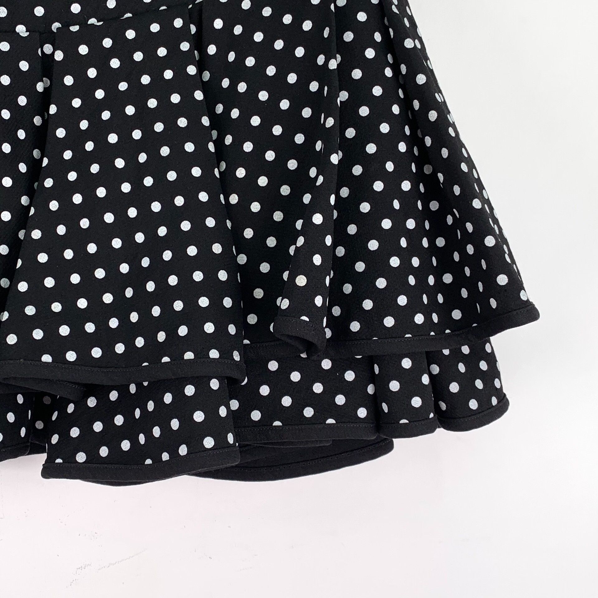 Valentino Valentino Polka Dot Wool Silk Mini Skirt Size 44 Size 30" / US 8 / IT 44 - 5 Thumbnail
