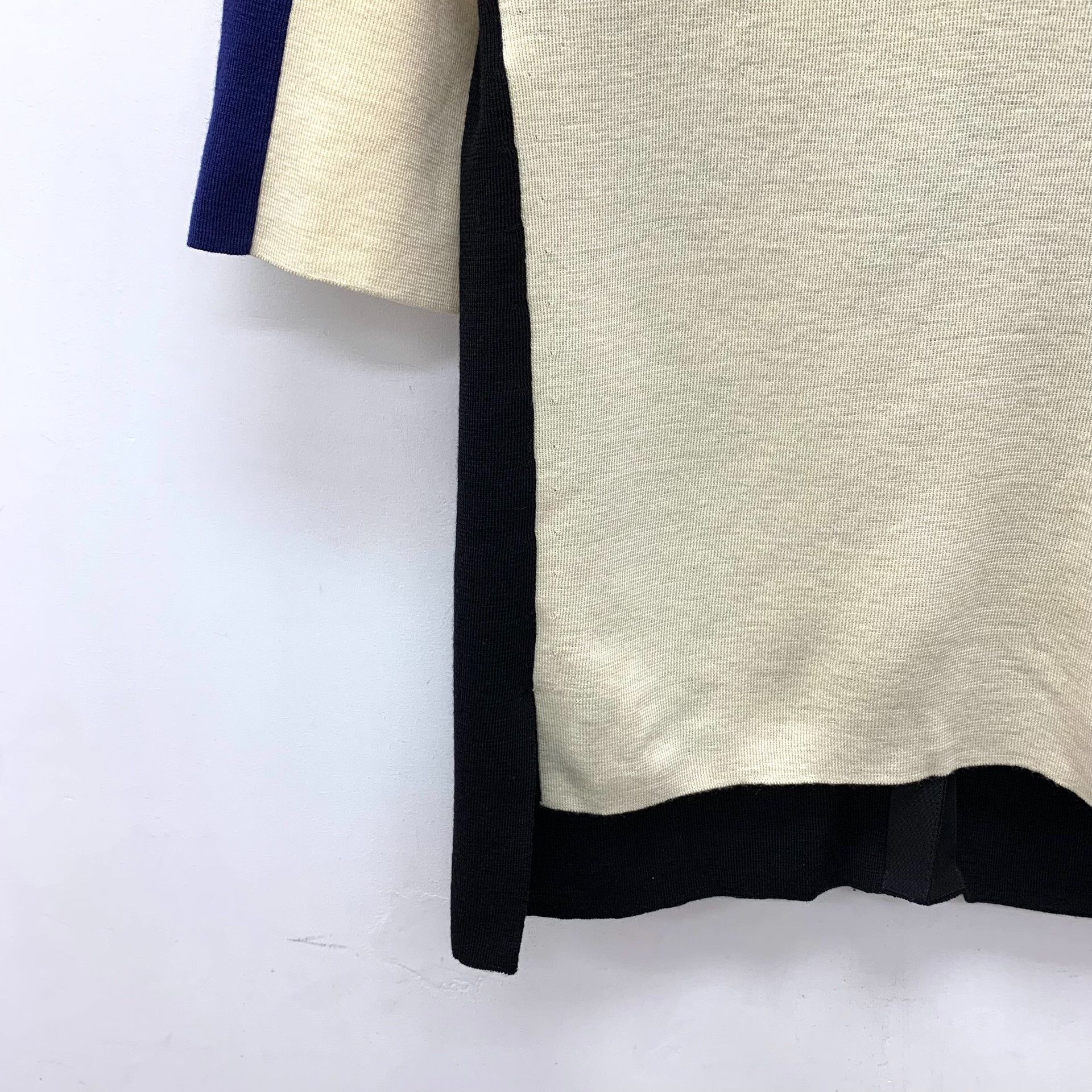 Moschino Moschino Cheap and Chic Colorblock Button Back Knit Top M Size M / US 6-8 / IT 42-44 - 5 Thumbnail