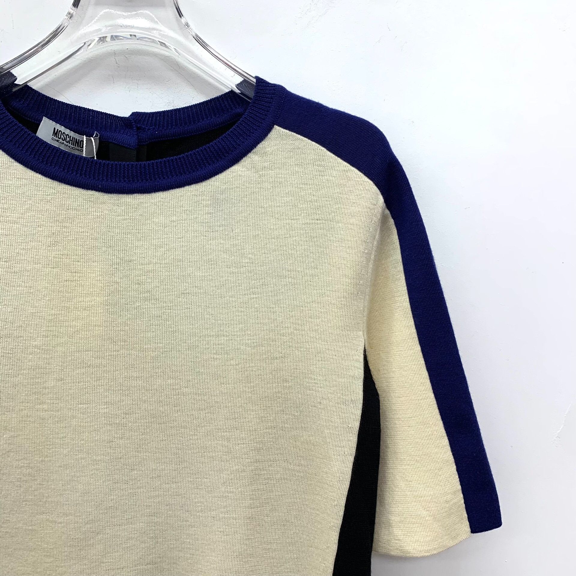 Moschino Moschino Cheap and Chic Colorblock Button Back Knit Top M Size M / US 6-8 / IT 42-44 - 4 Thumbnail