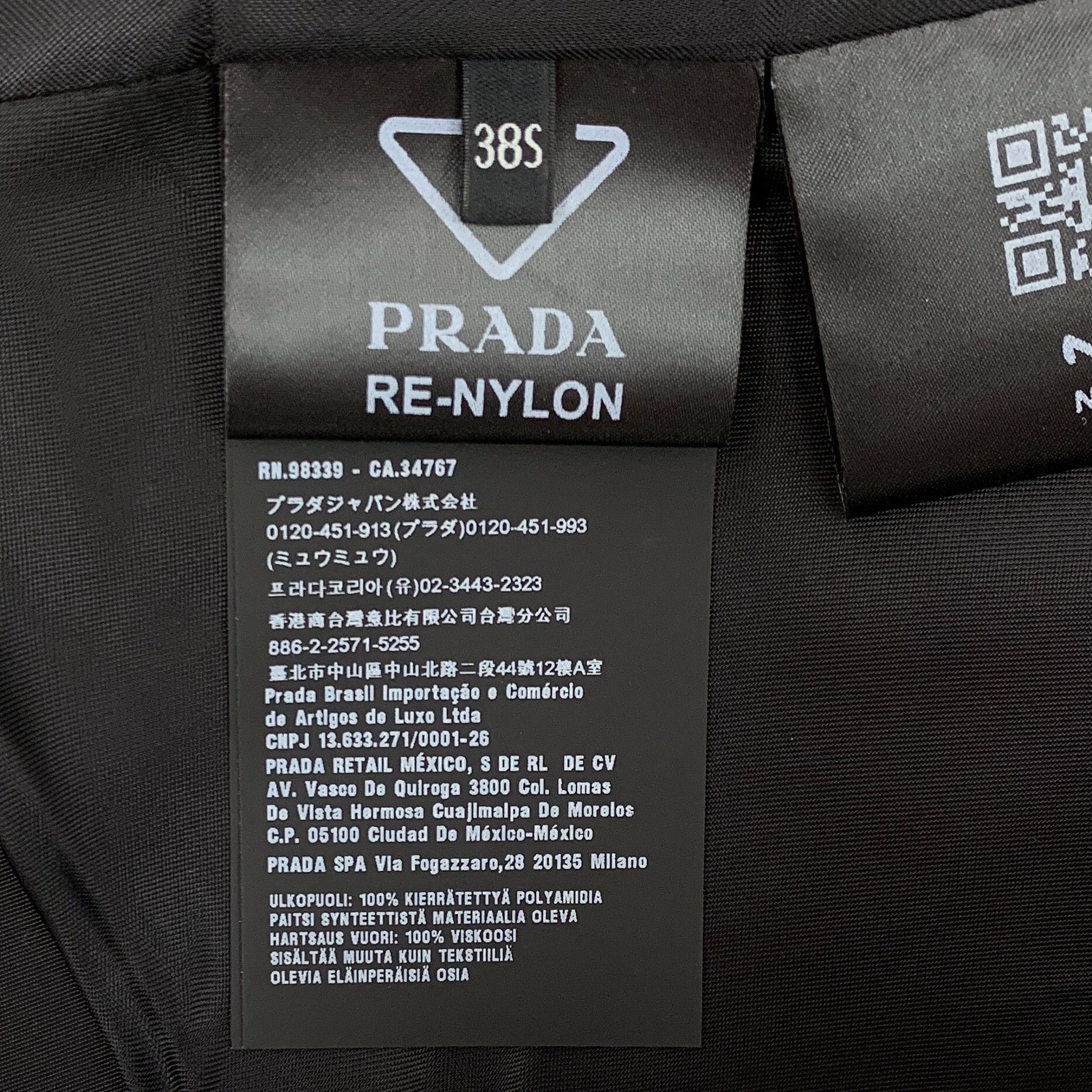 Prada Prada Re-Nylon Triangle Logo Pleated Skirt 38S Size 26" / US 2 / IT 38 - 9 Thumbnail