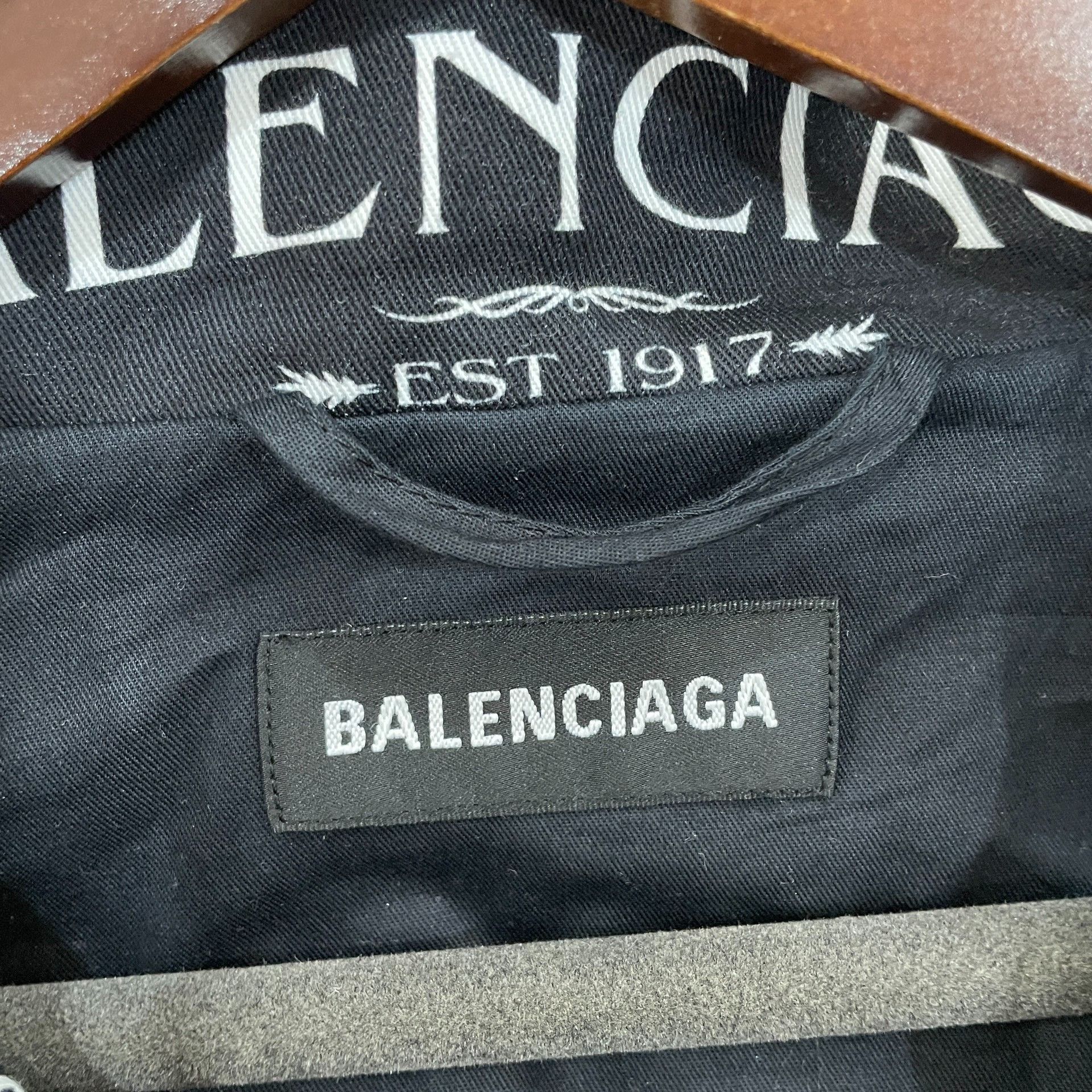 Balenciaga Balenciaga Eiffel Tower Print Zip Jacket 48 Size US M / EU 48-50 / 2 - 4 Thumbnail