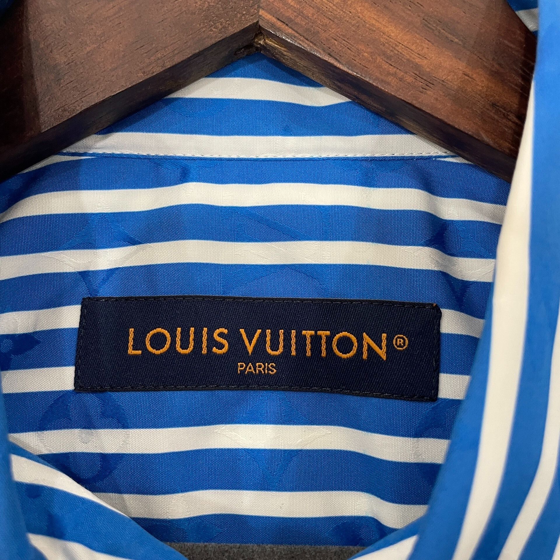 Louis Vuitton Louis Vuitton Striped Monogram Jacquard Shirt S Size US S / EU 44-46 / 1 - 4 Thumbnail