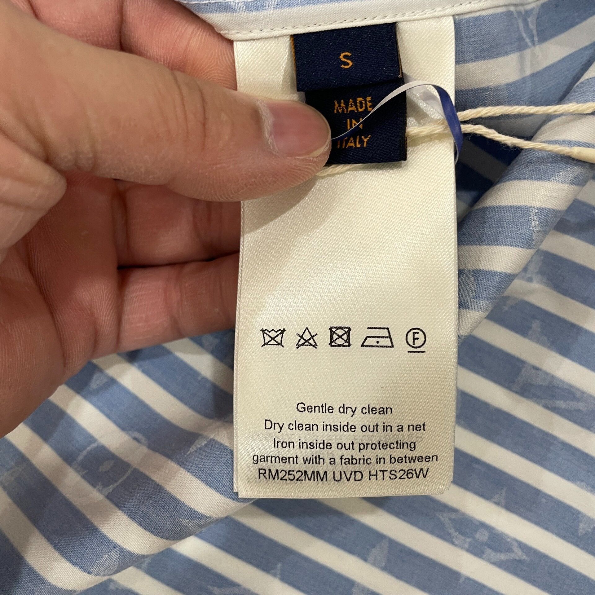 Louis Vuitton Louis Vuitton Striped Monogram Jacquard Shirt S Size US S / EU 44-46 / 1 - 5 Thumbnail