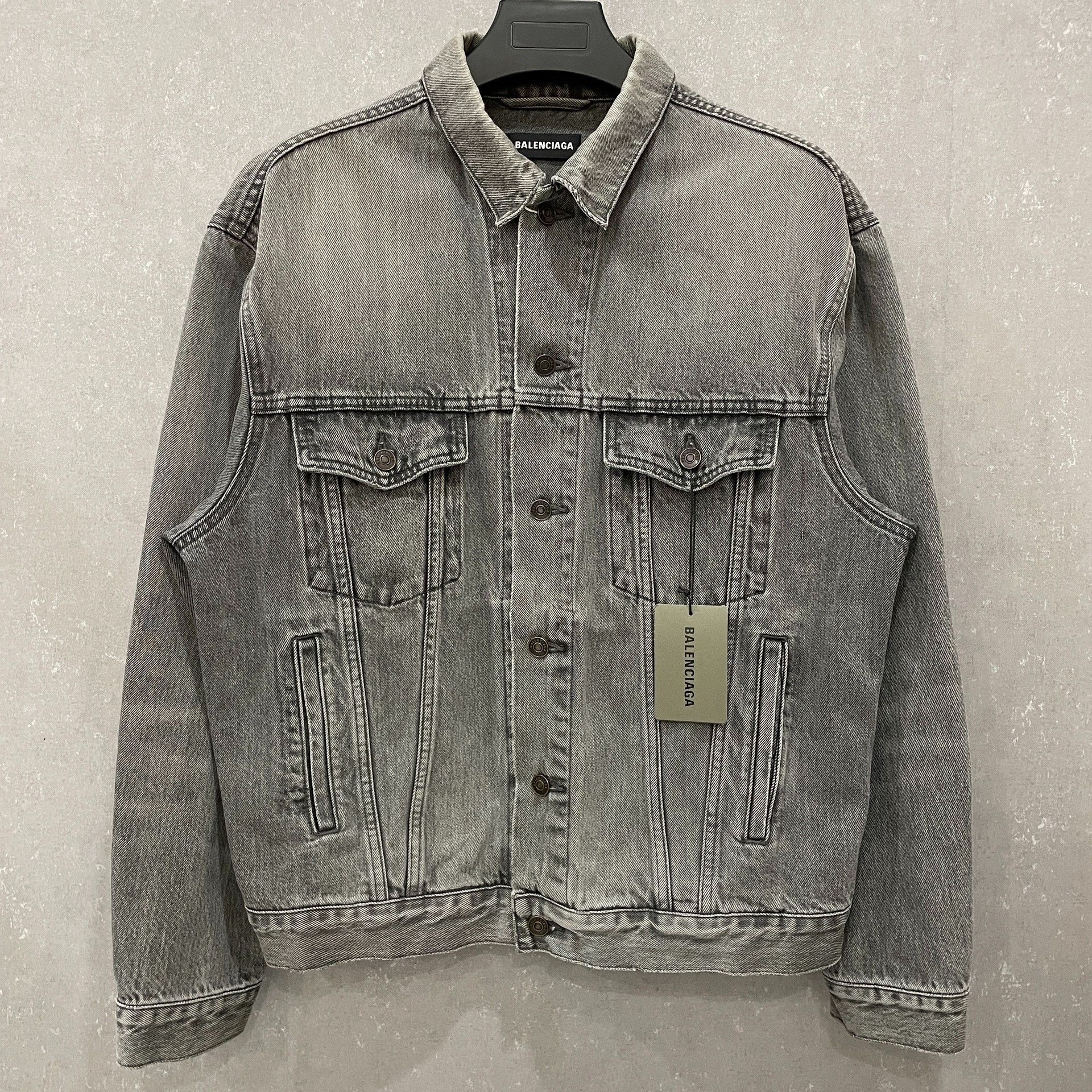 Balenciaga Balenciaga Back Logo Washed Denim Jacket 44 Size US S / EU 44-46 / 1 - 2 Thumbnail
