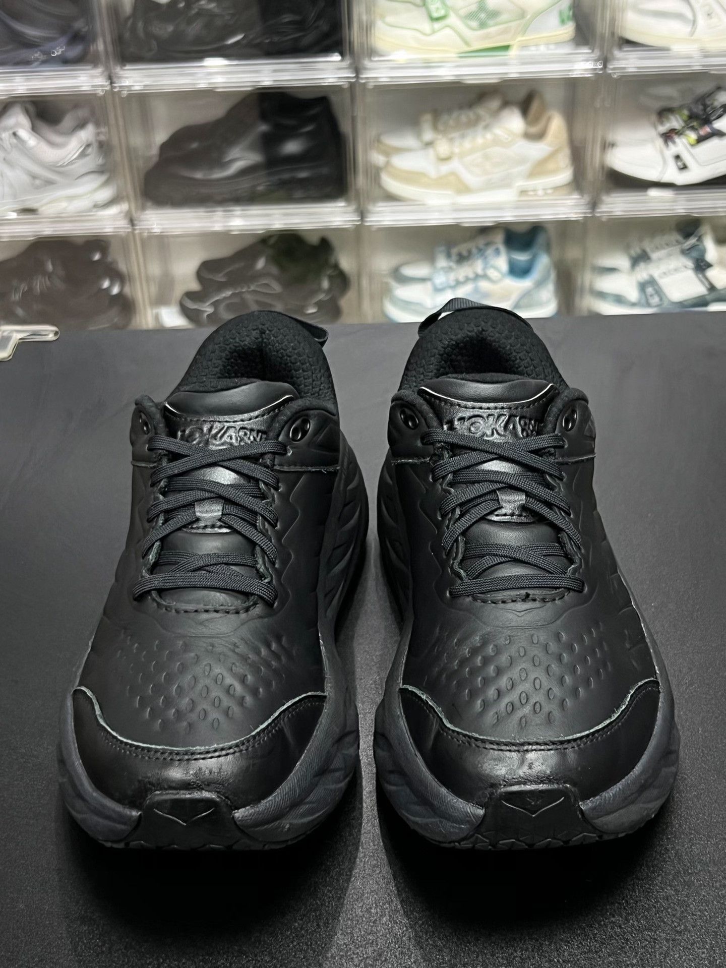 Hoka Hoka Running Black Lowtop Sneakers 8 Men Size US 8 / EU 41 - 2 Thumbnail