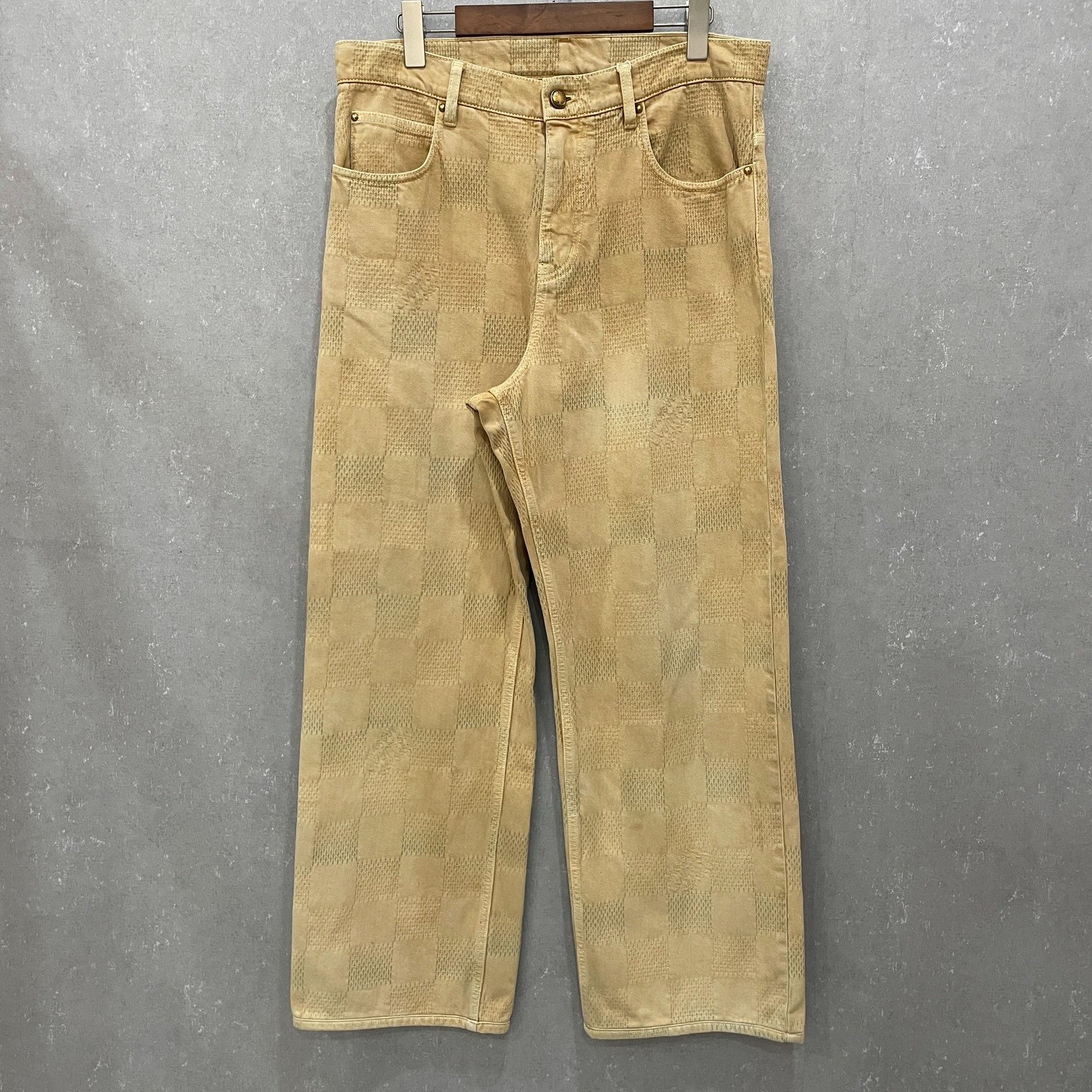 Louis Vuitton Louis Vuitton Pharrell Damier Denim Jeans 30 Size US 30 / EU 46 - 2 Thumbnail