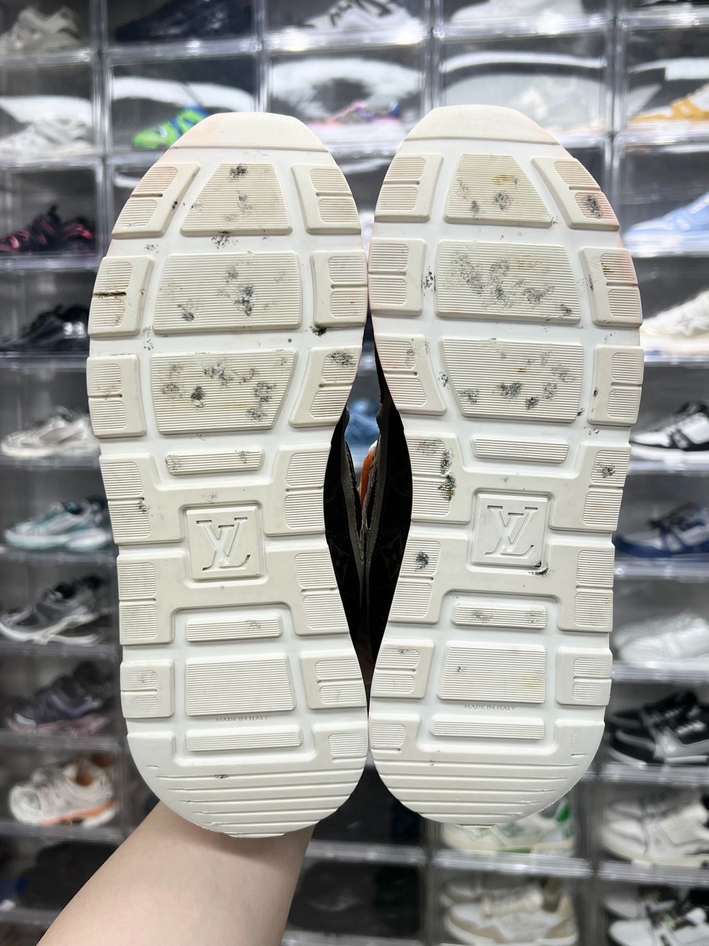 Louis Vuitton Louis Vuitton Orange Lowtop Sneakers 8.5 Men Size US 8.5 / EU 41-42 - 8 Thumbnail