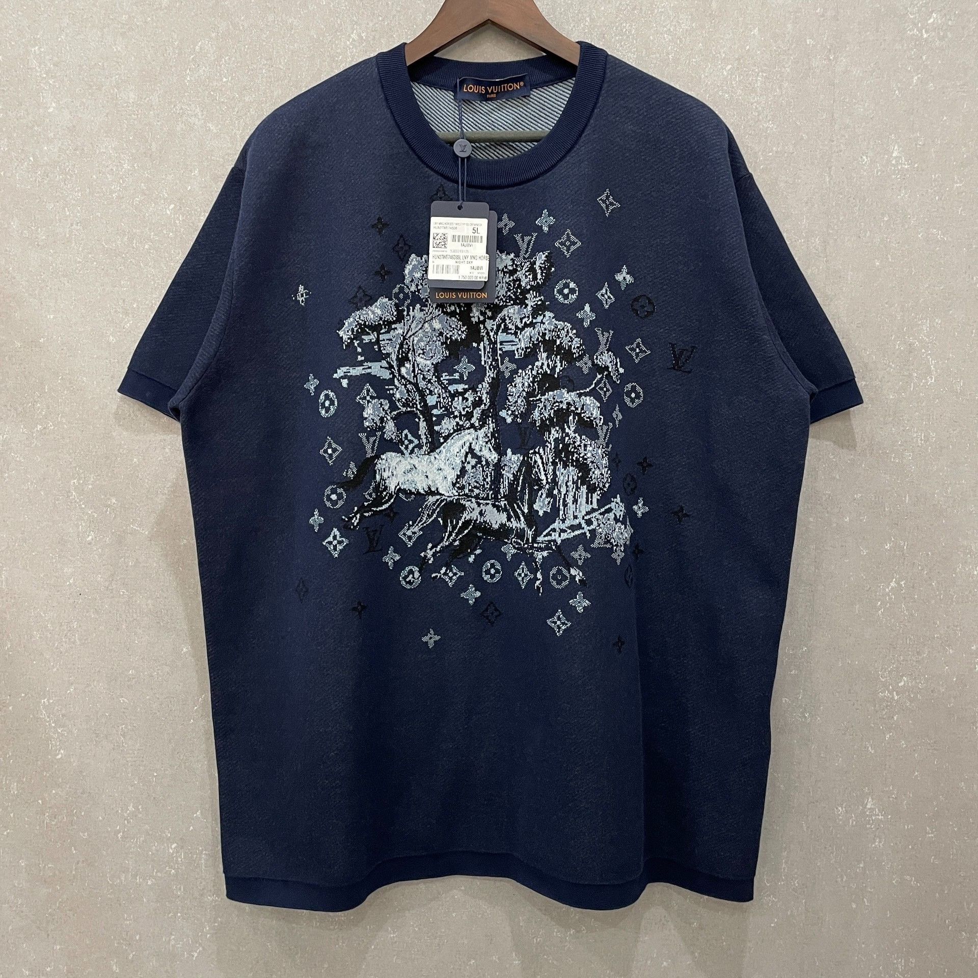 Louis Vuitton Louis Vuitton Jacquard Knit Horse T-Shirt 5L Size US XXL / EU 58 / 5 - 2 Thumbnail
