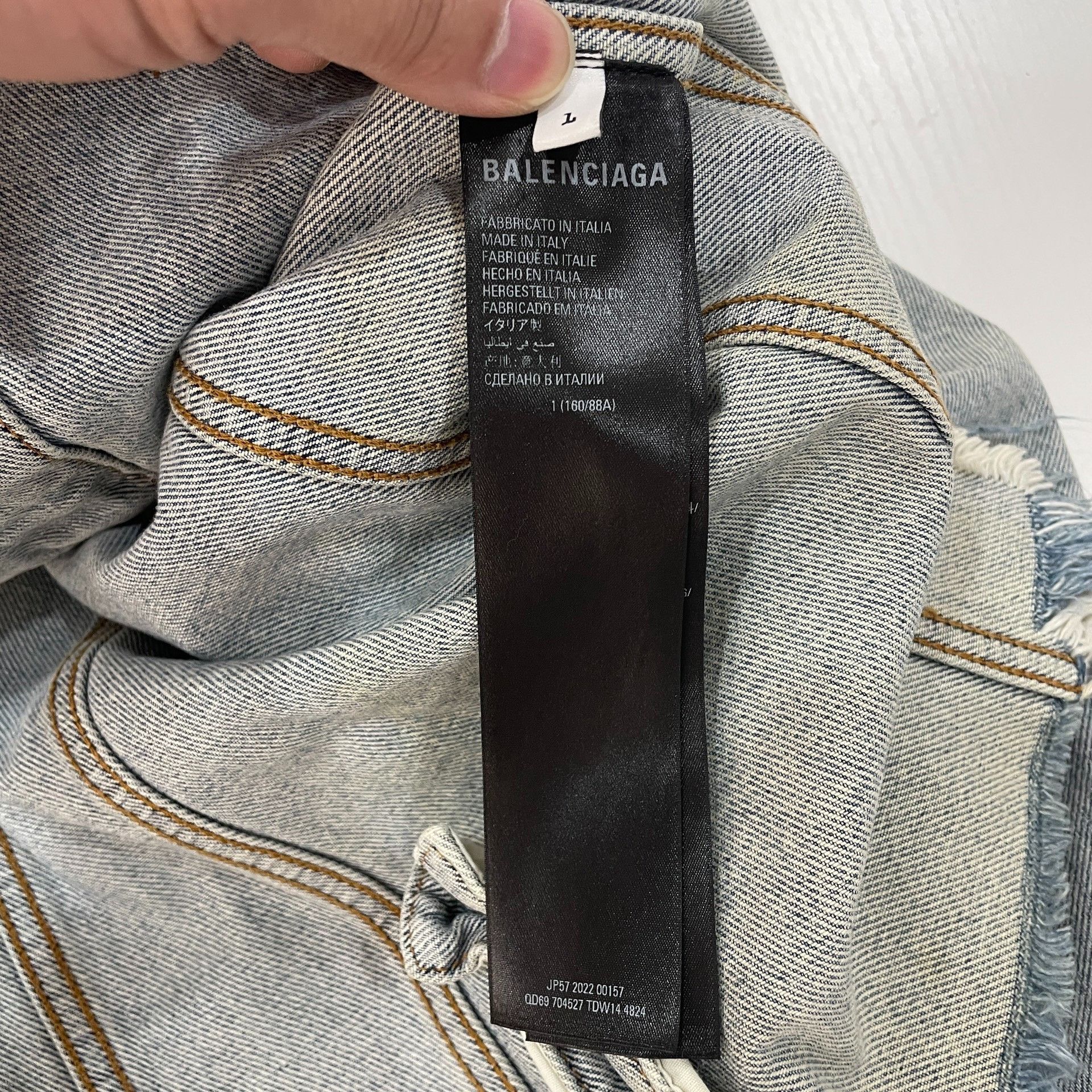 Balenciaga Balenciaga Distressed Denim Jacket Size 1 Size US S / EU 44-46 / 1 - 5 Thumbnail