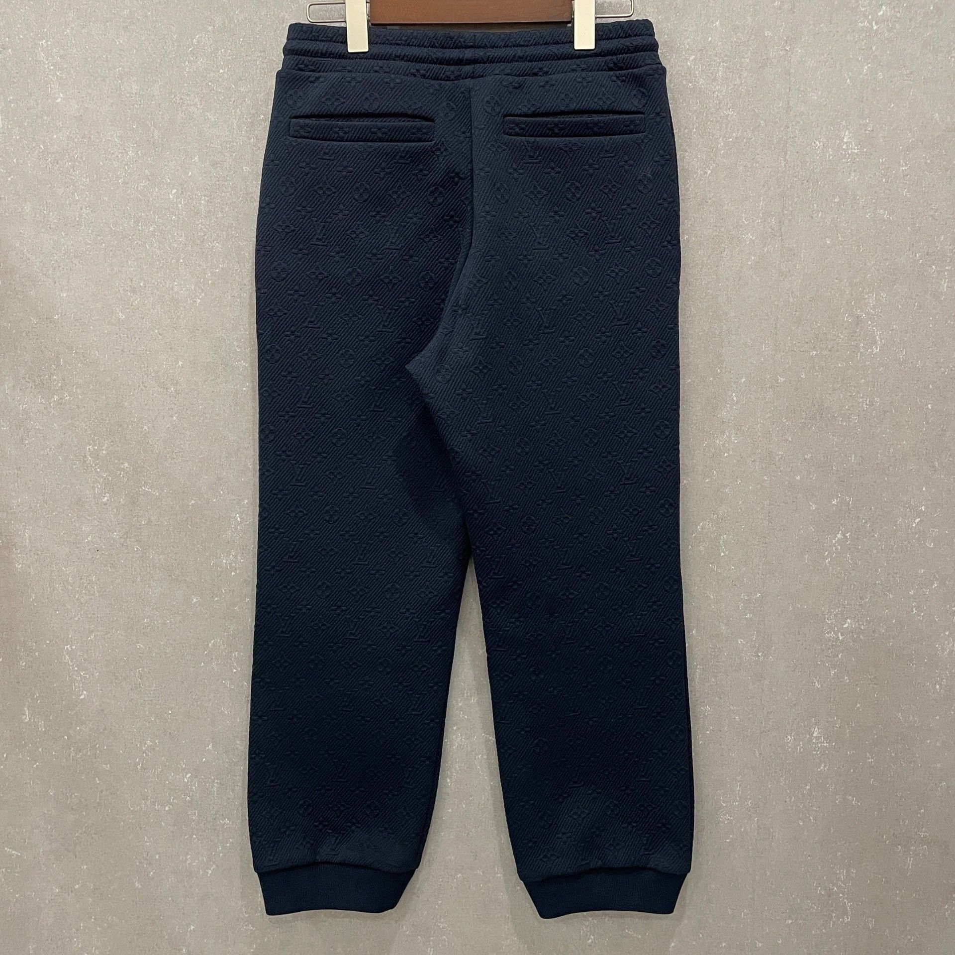 Louis Vuitton Louis Vuitton Monogram Embossed Joggers S Size US 30 / EU 46 - 3 Thumbnail