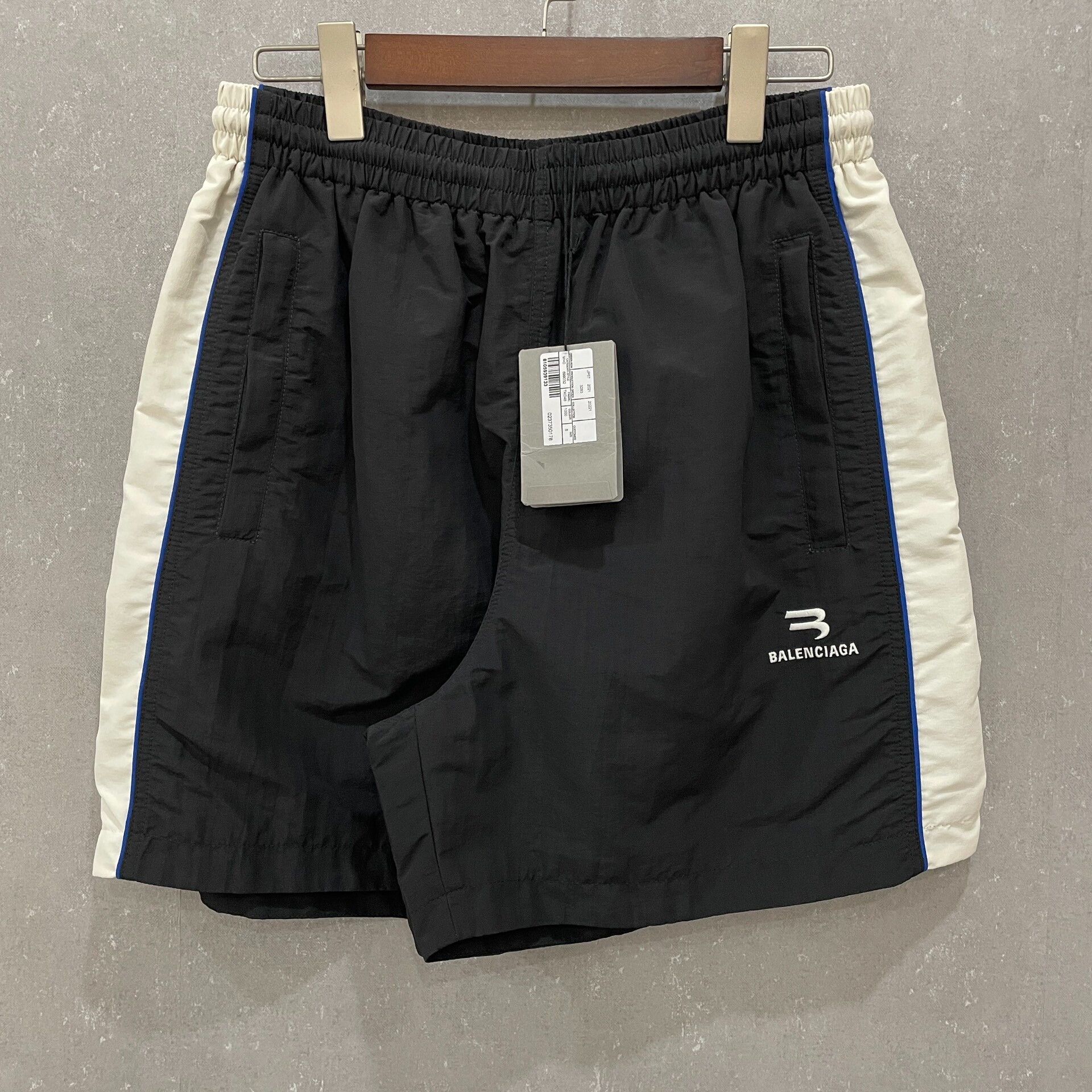 Balenciaga Balenciaga Contrast Panel Nylon Shorts US 30 Size US 30 / EU 46 - 3 Thumbnail