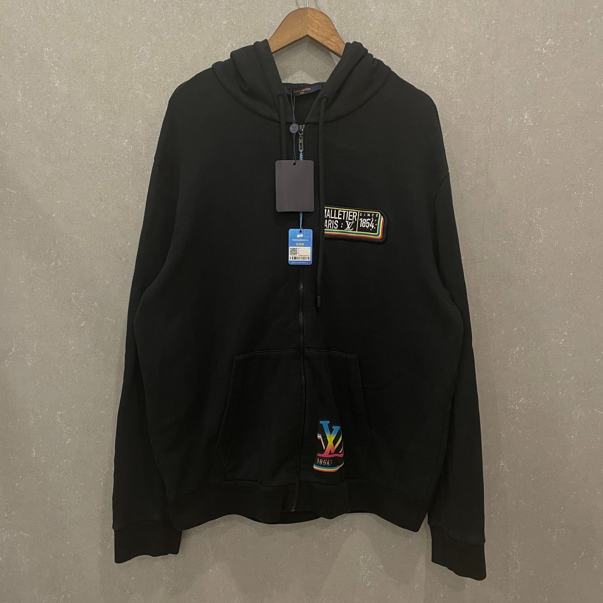 Louis Vuitton Louis Vuitton Graphic Zip Up Hoodie 4XL Size US XXL / EU 58 / 5 - 2 Thumbnail