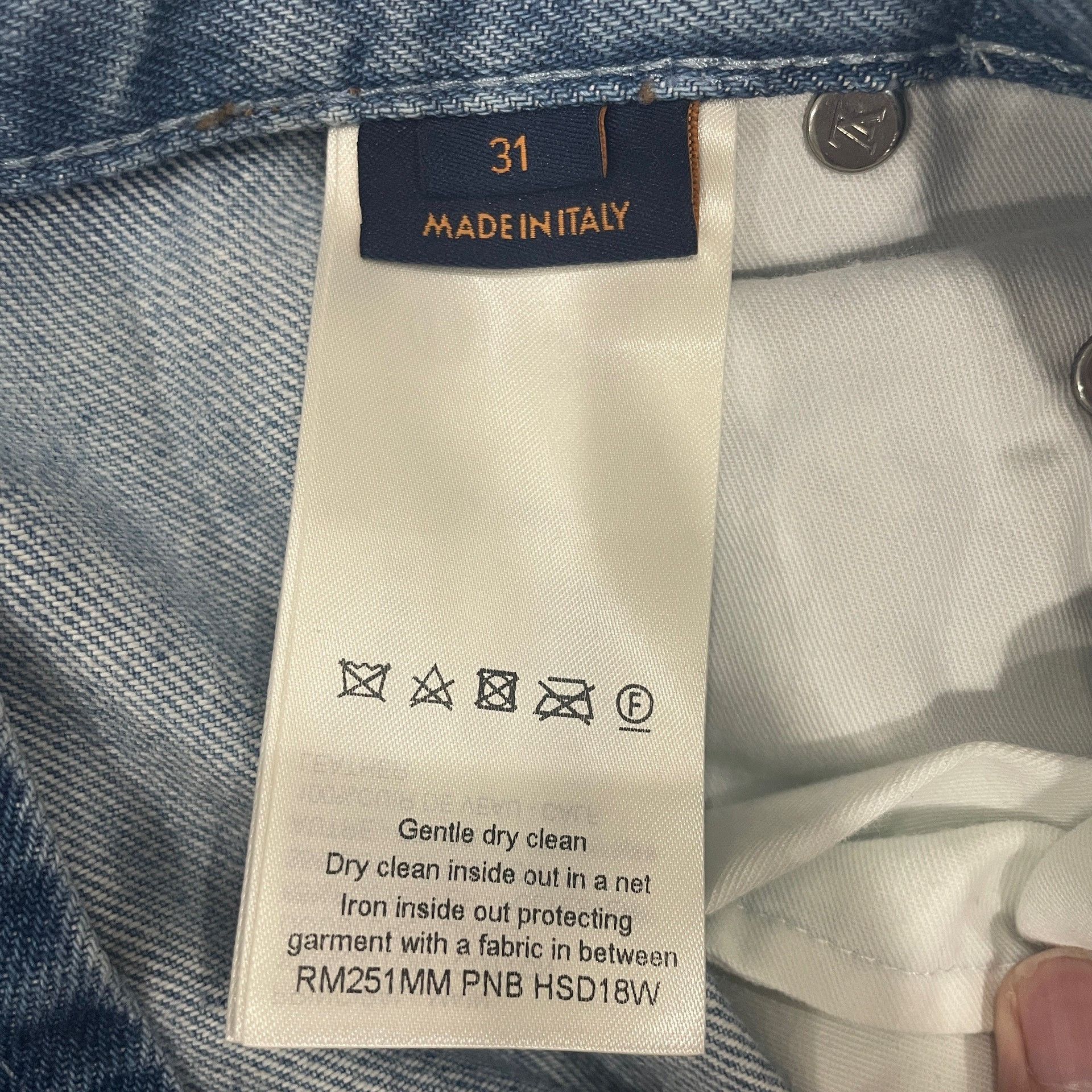 Louis Vuitton Louis Vuitton Monogram Distressed Denim Jeans 31 Size US 31 - 6 Thumbnail